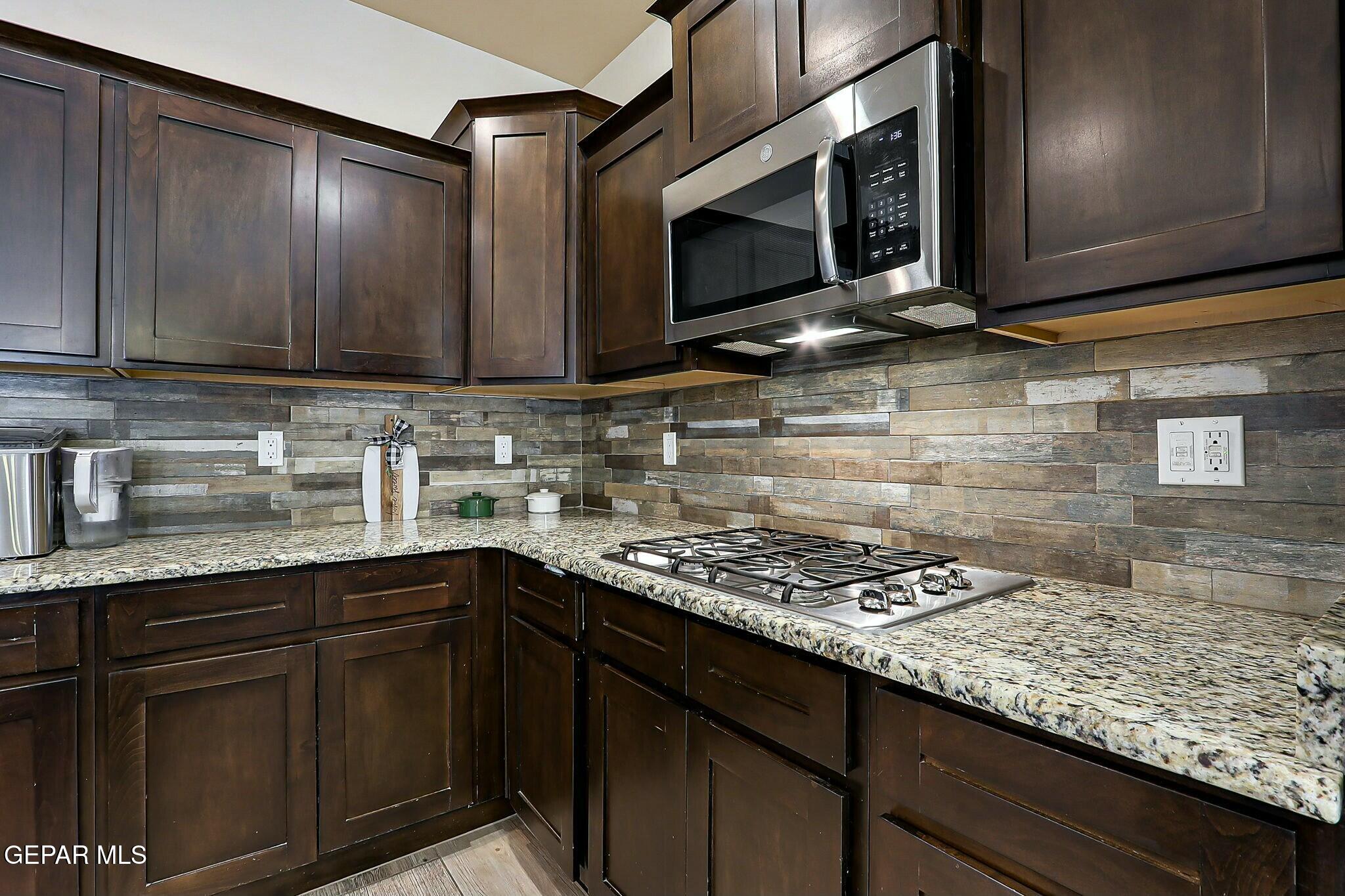 2178 ENCHANTED BREEZE Drive