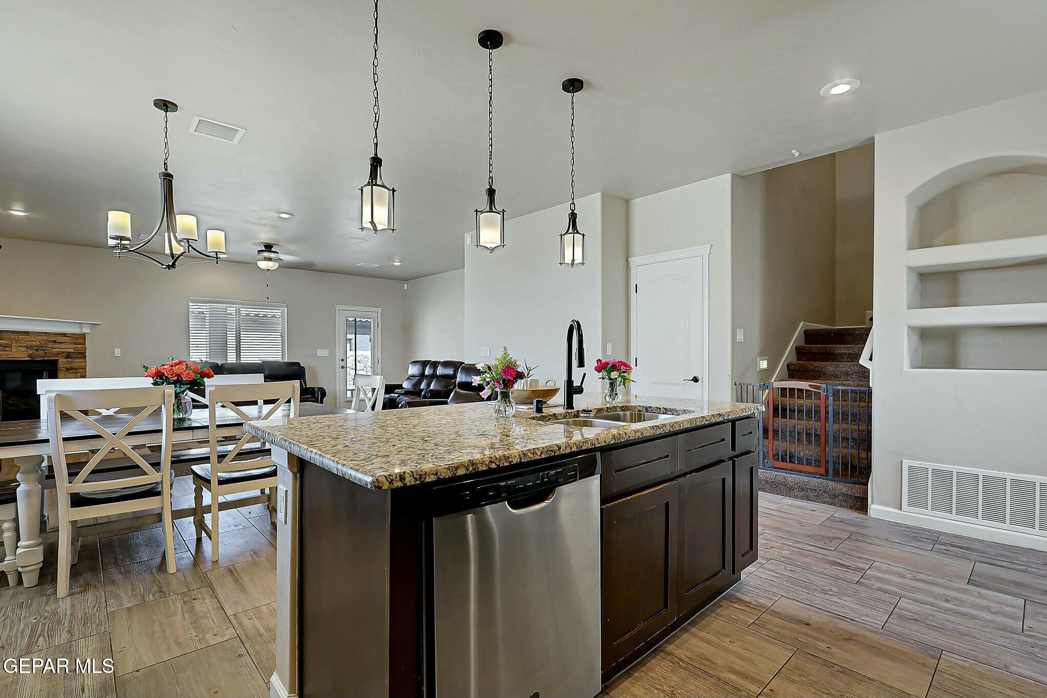 2178 ENCHANTED BREEZE Drive