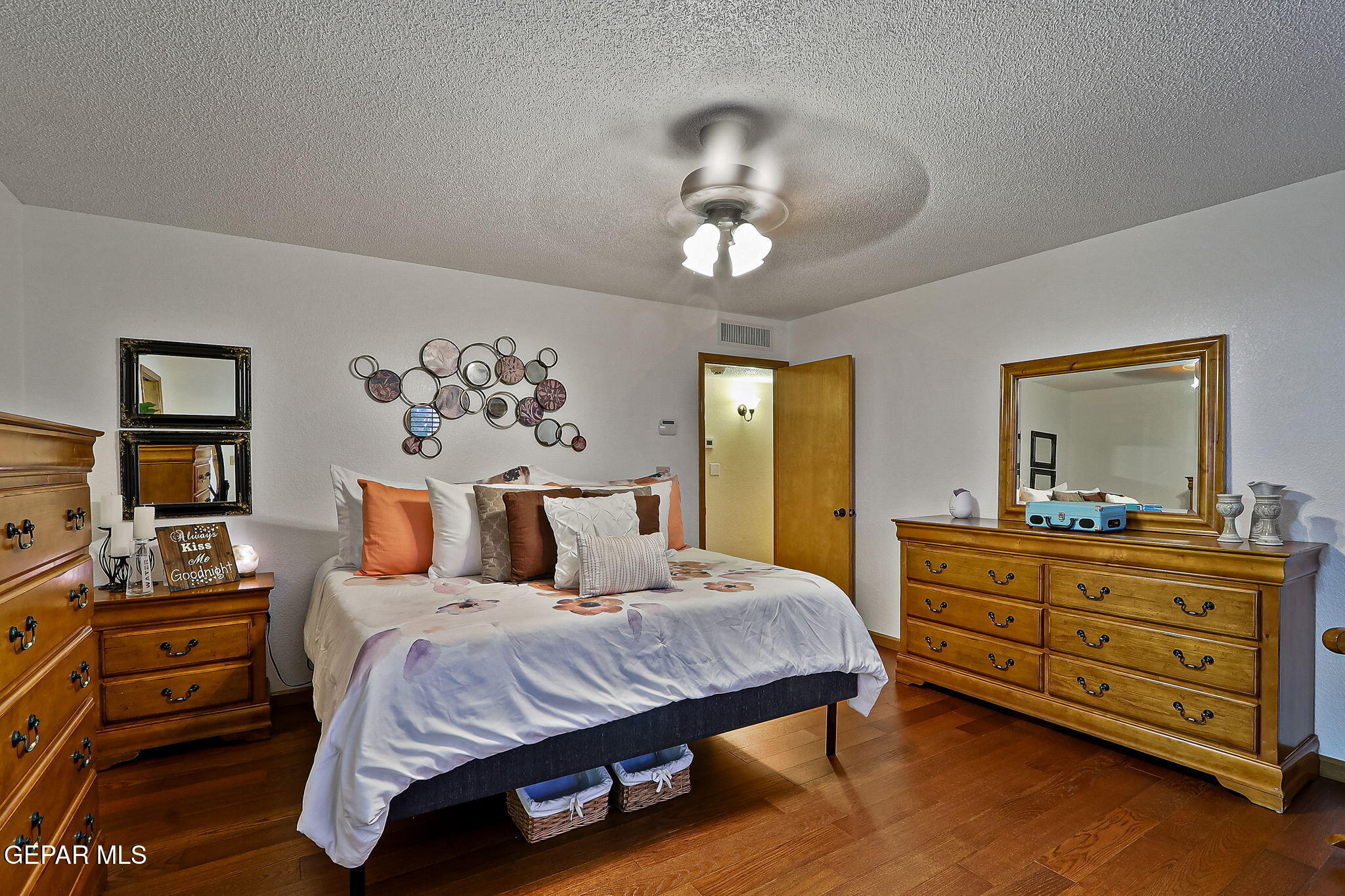 6460 Loma De Cristo Drive