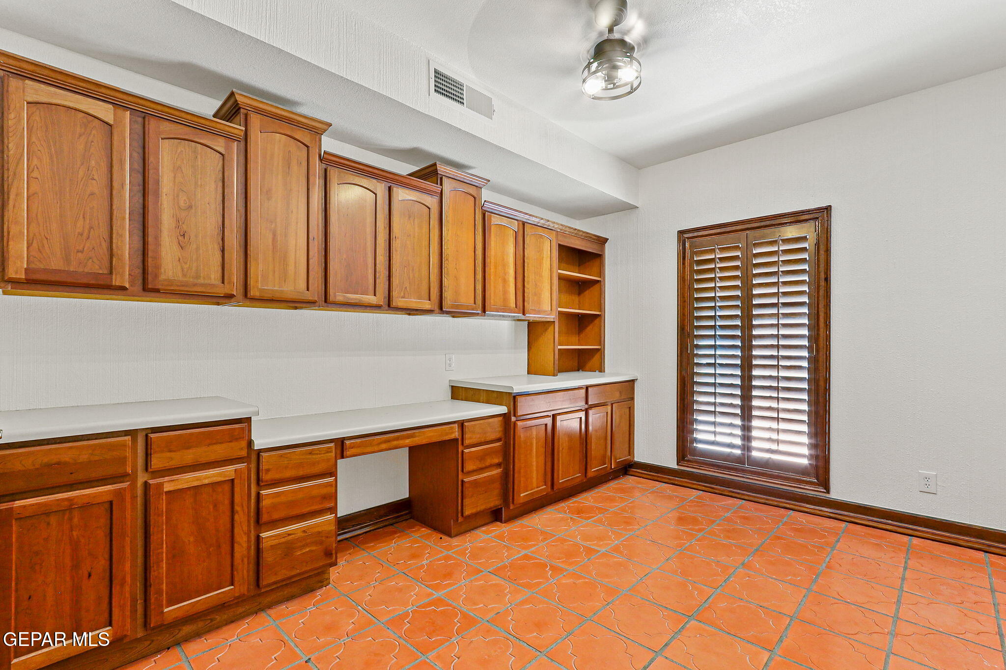 509 LESLIE WARD Court