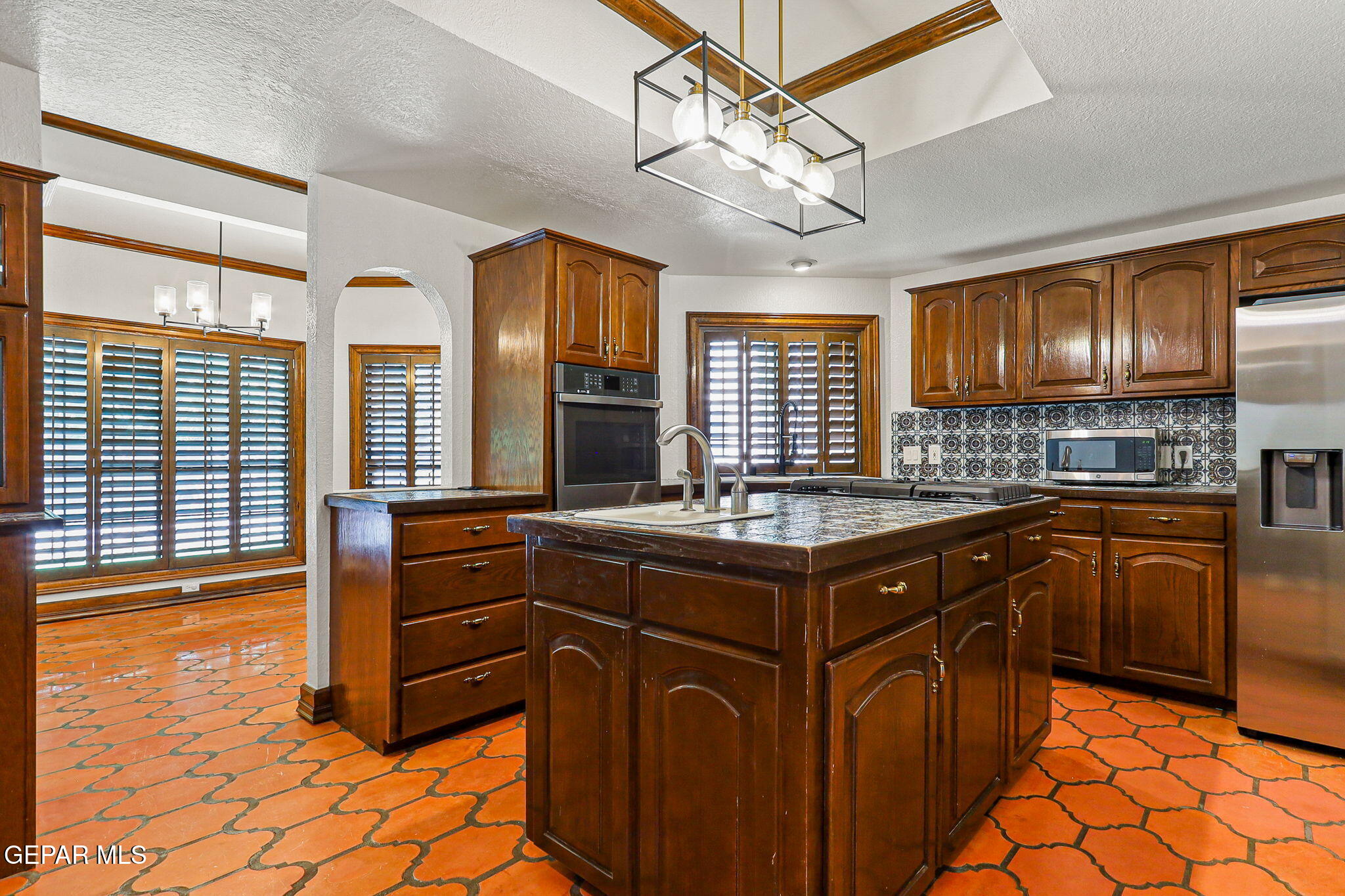 509 LESLIE WARD Court
