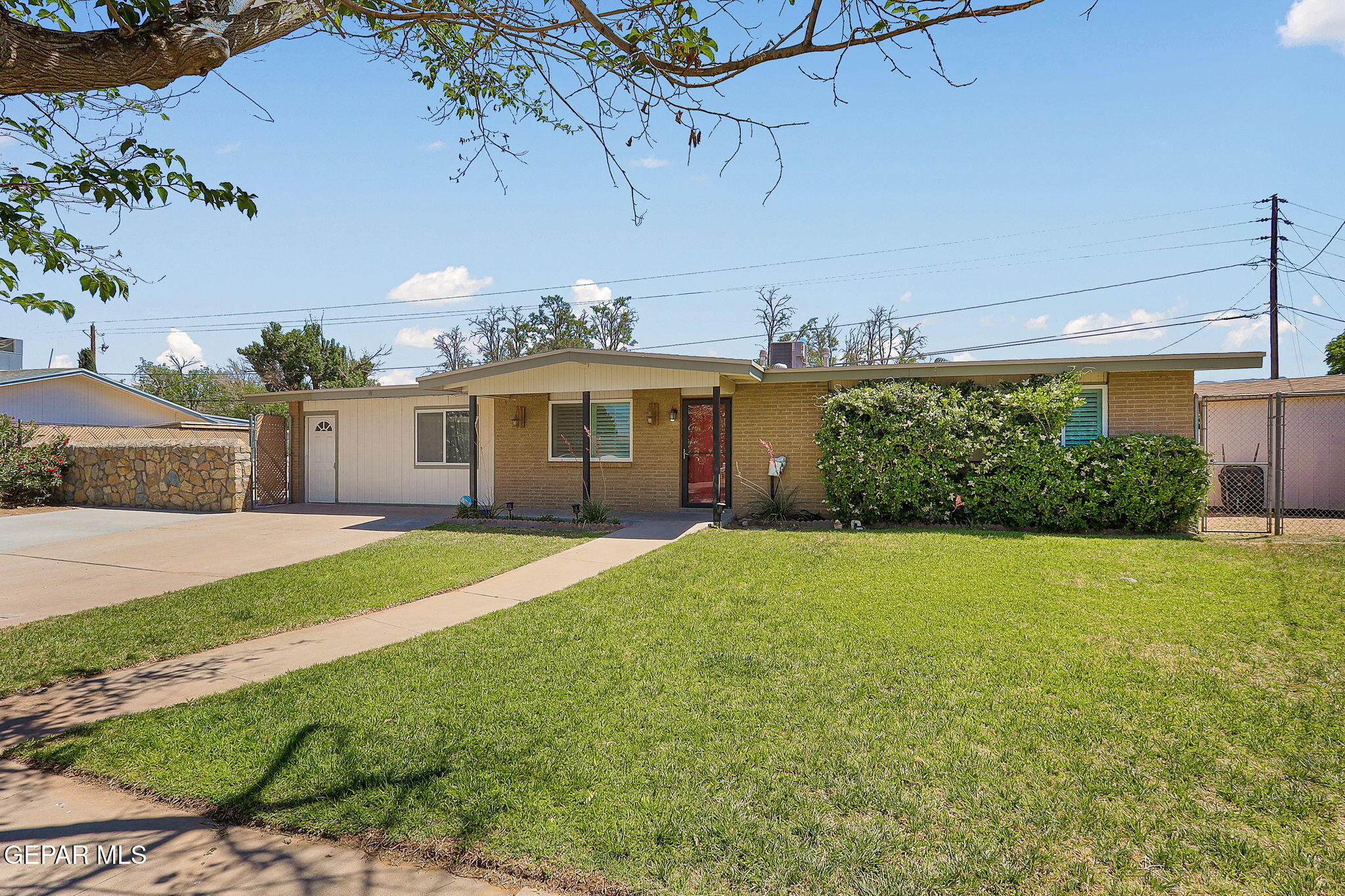 4540 Swan Drive Drive