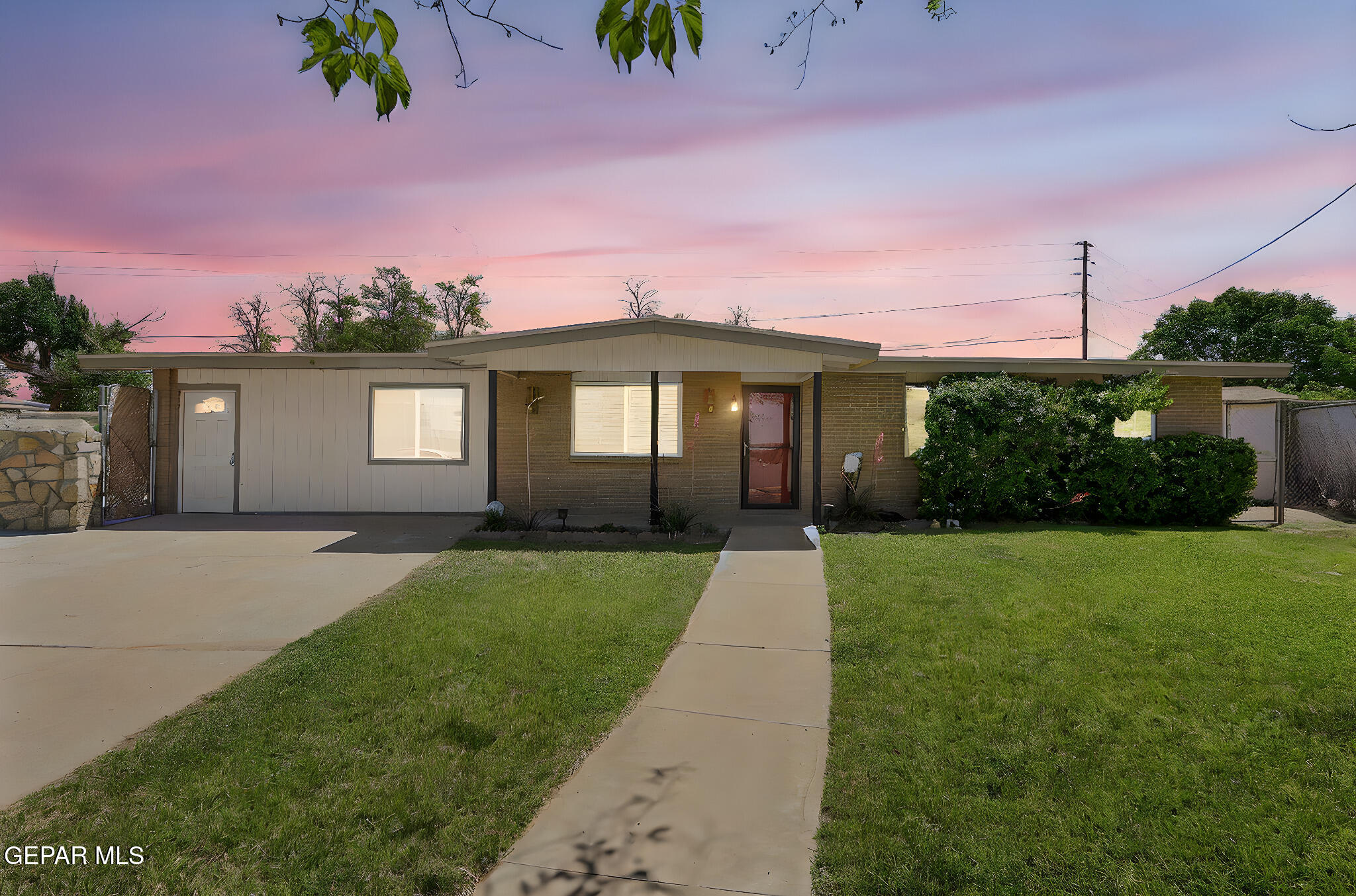 4540 Swan Drive Drive