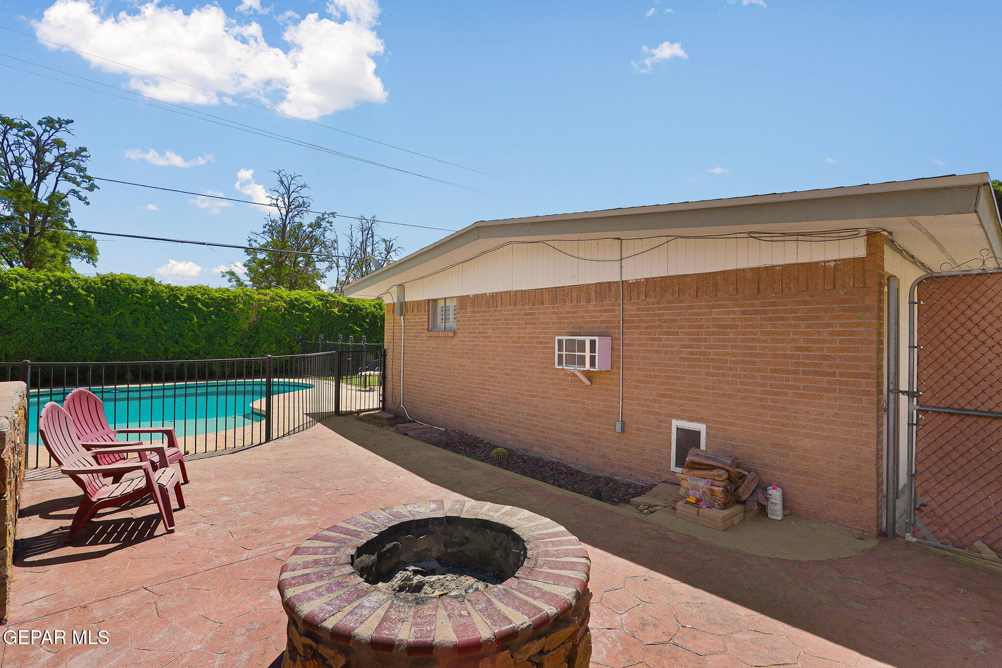 4540 Swan Drive Drive