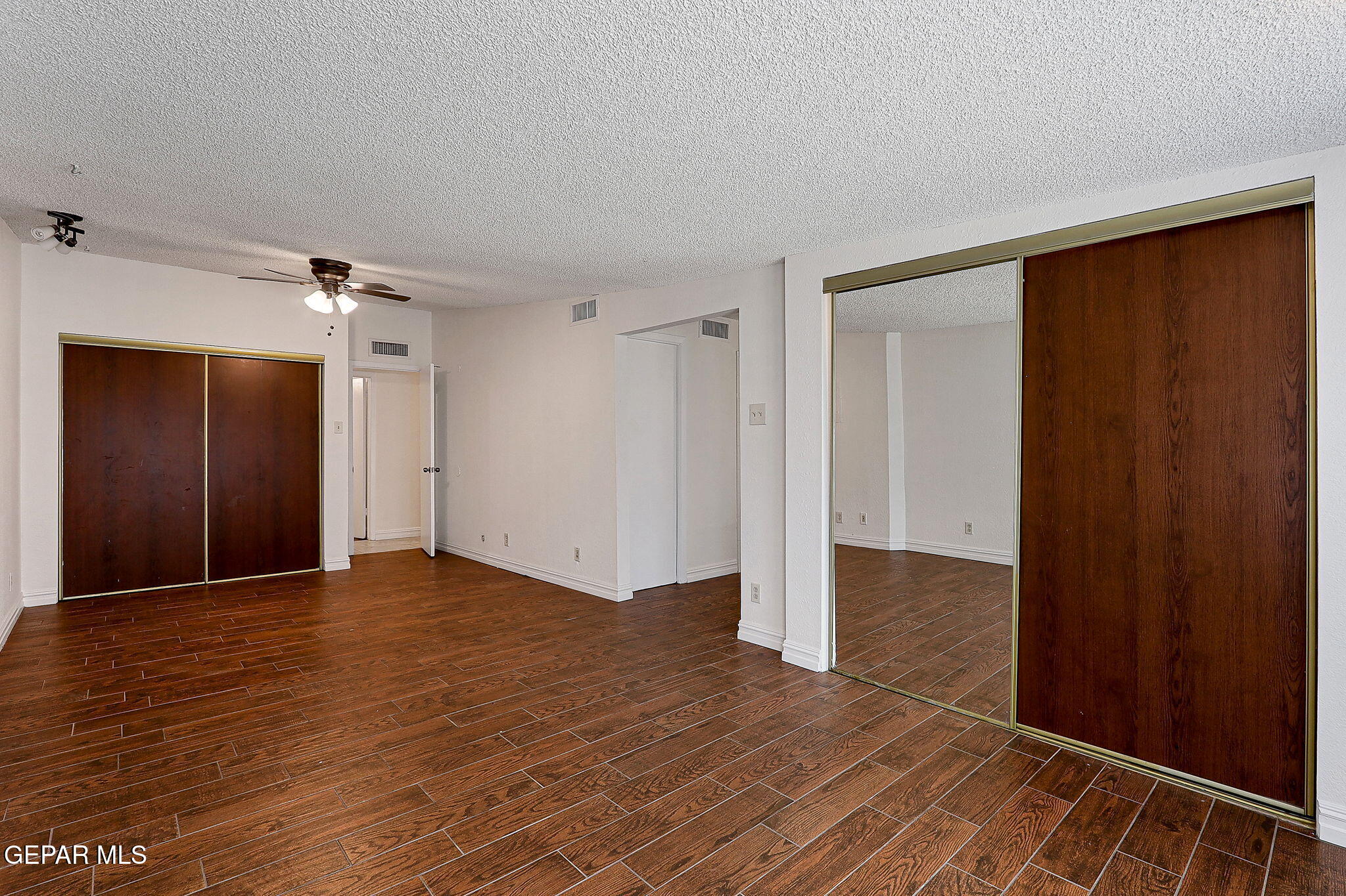 4540 Swan Drive Drive