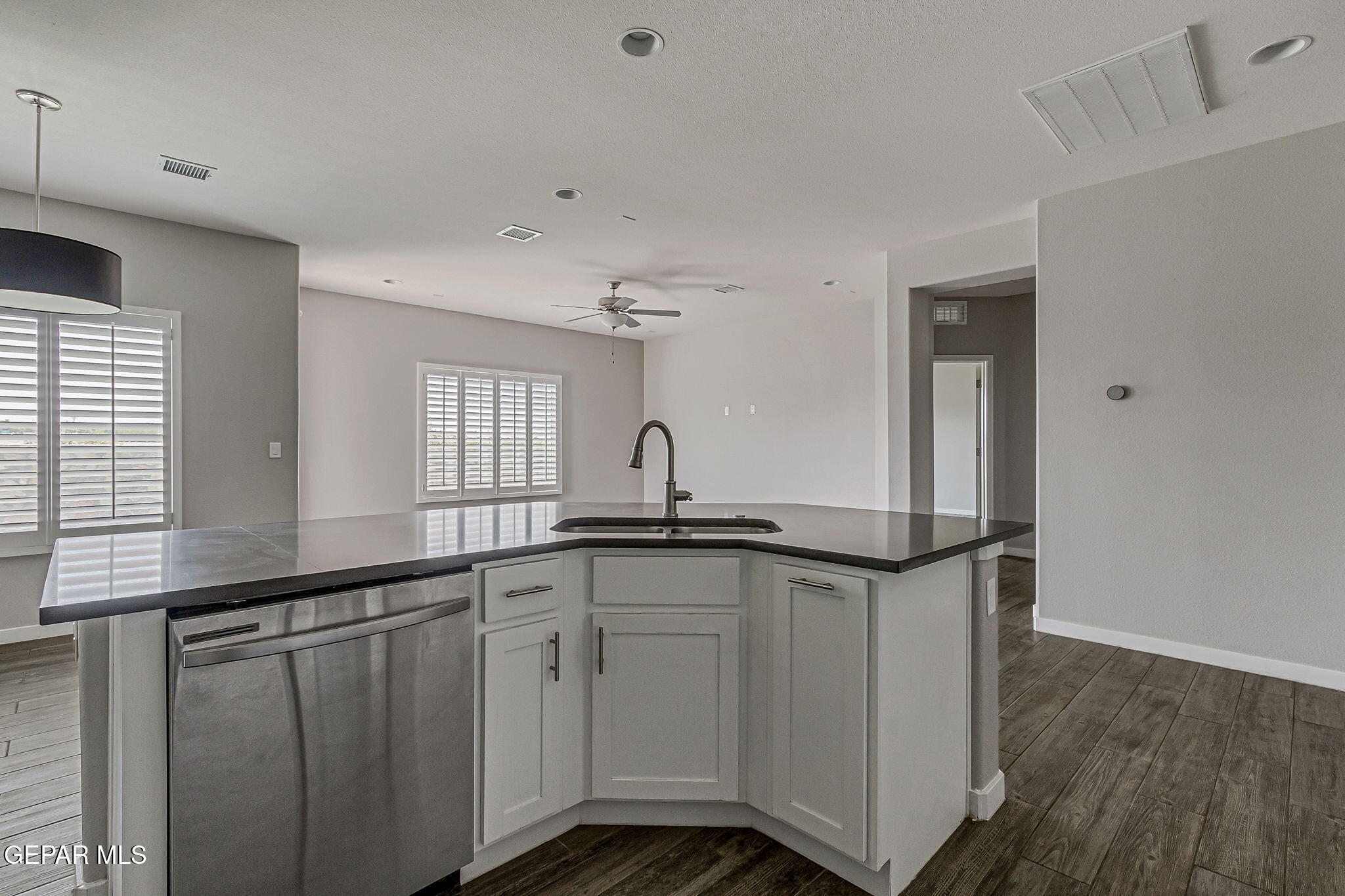 7500 PORTERHOUSE Court