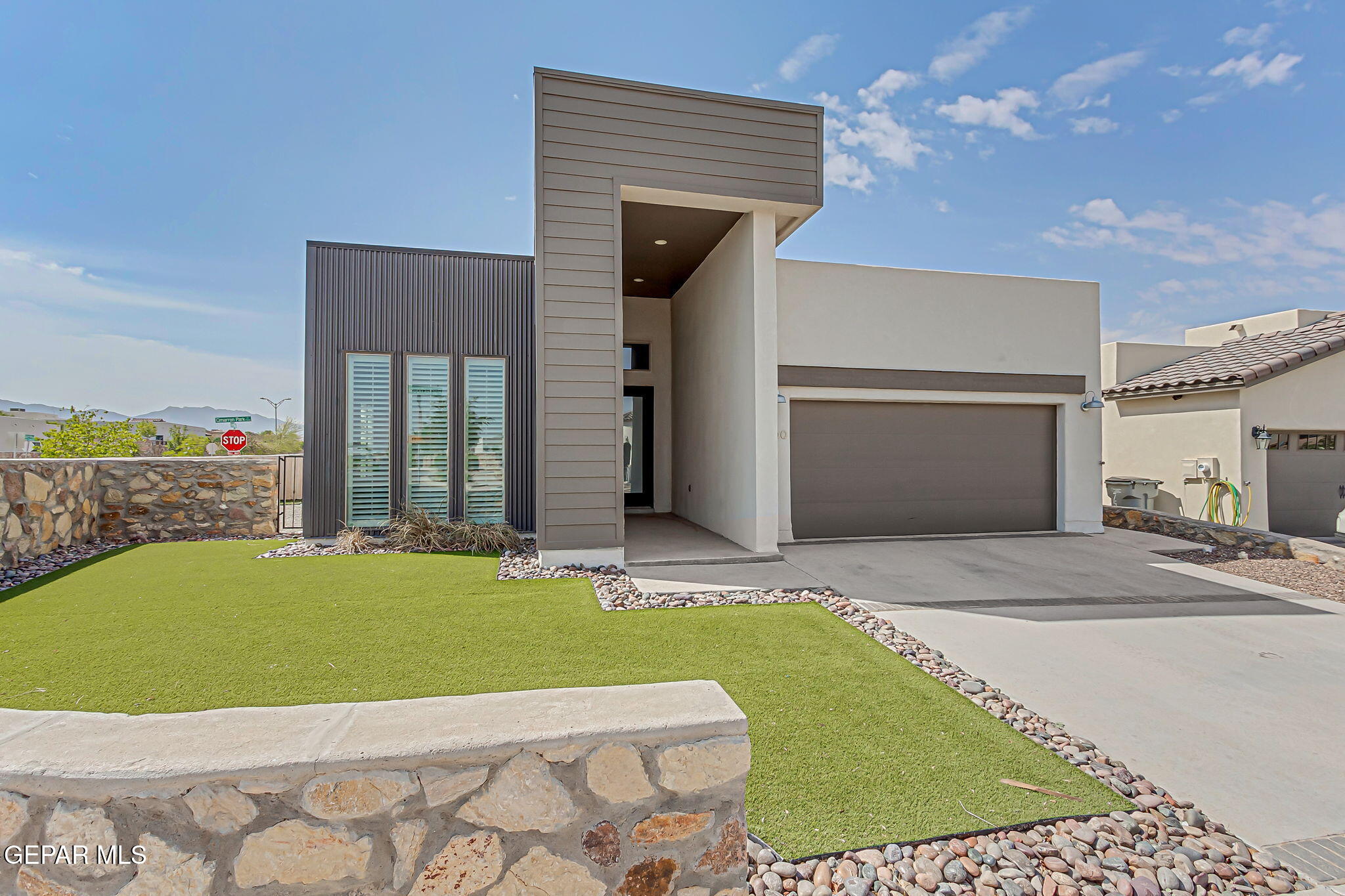7500 PORTERHOUSE Court