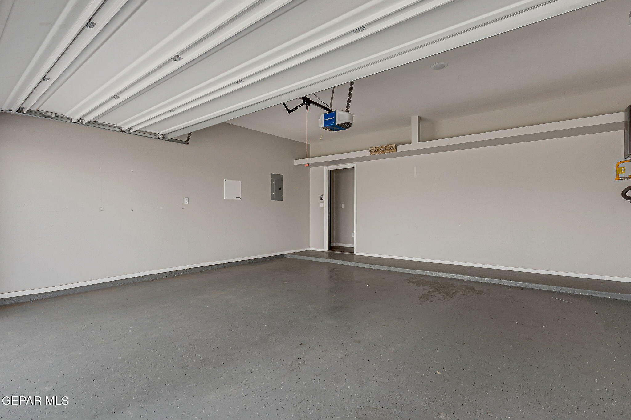 7500 PORTERHOUSE Court