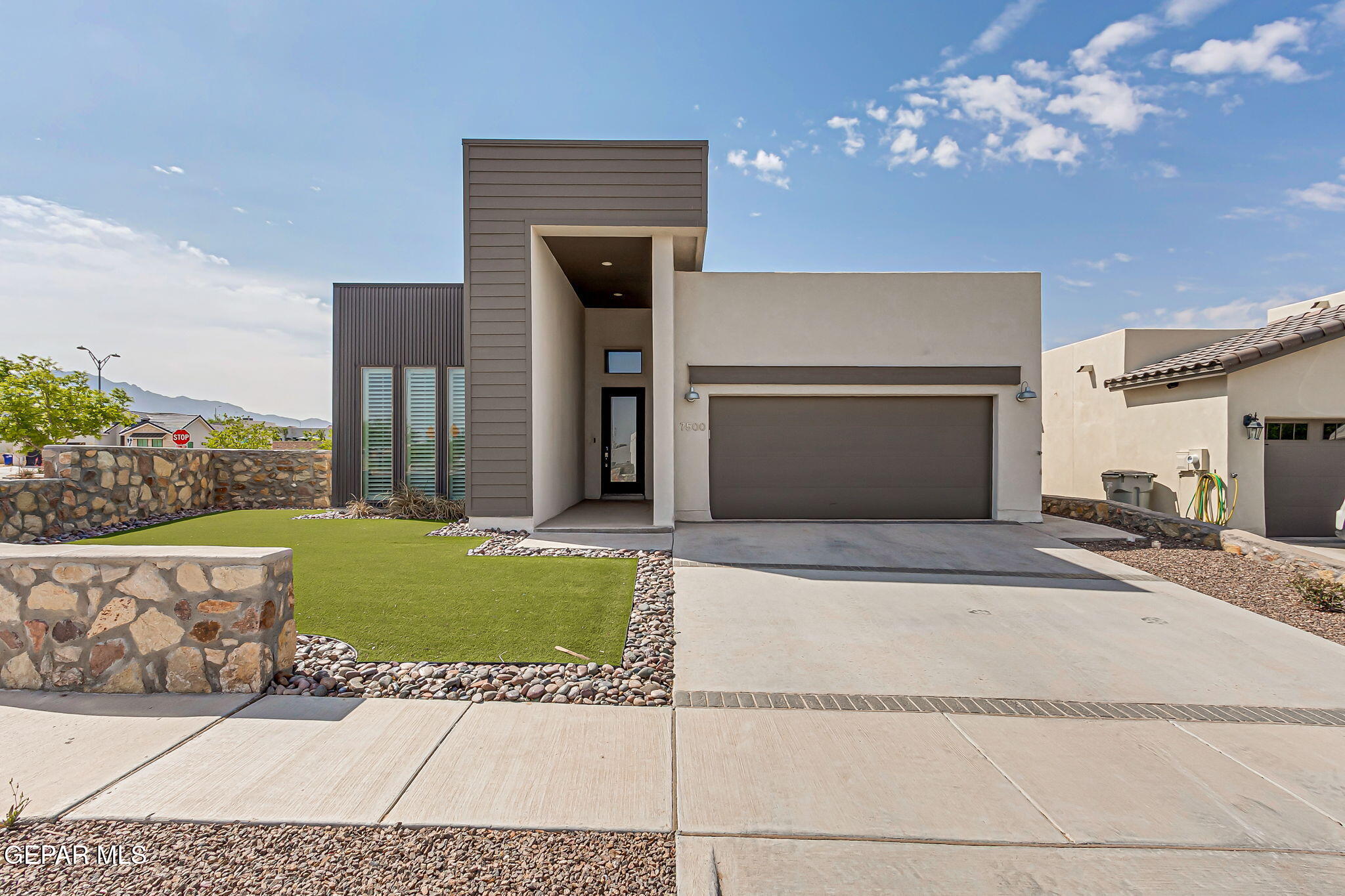 7500 PORTERHOUSE Court