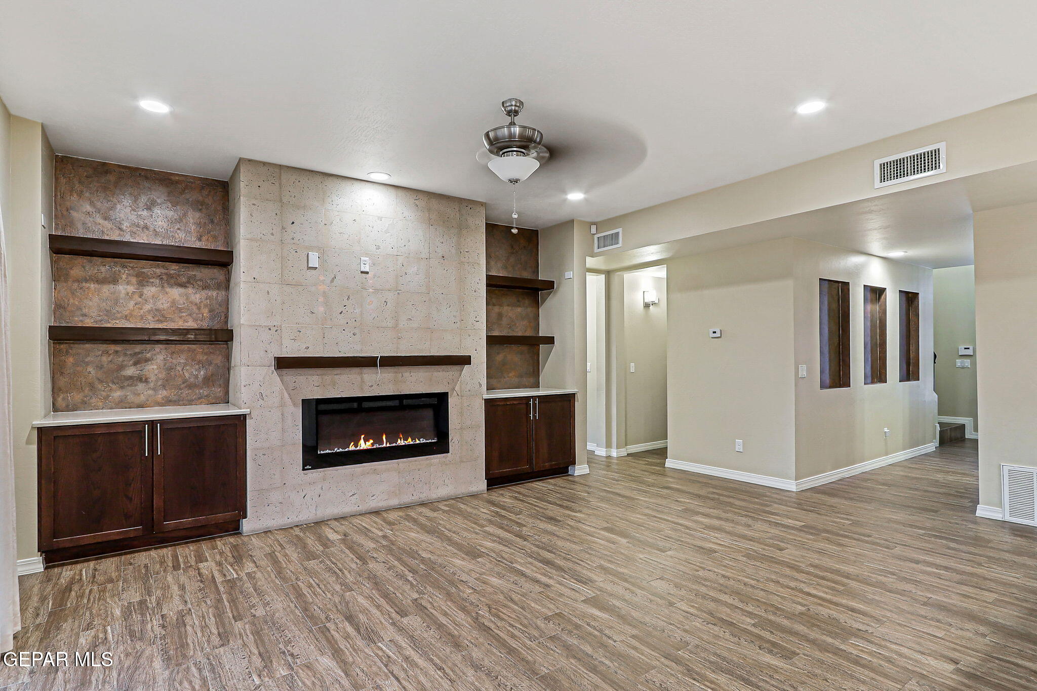 1259 HIDDEN DESERT Lane