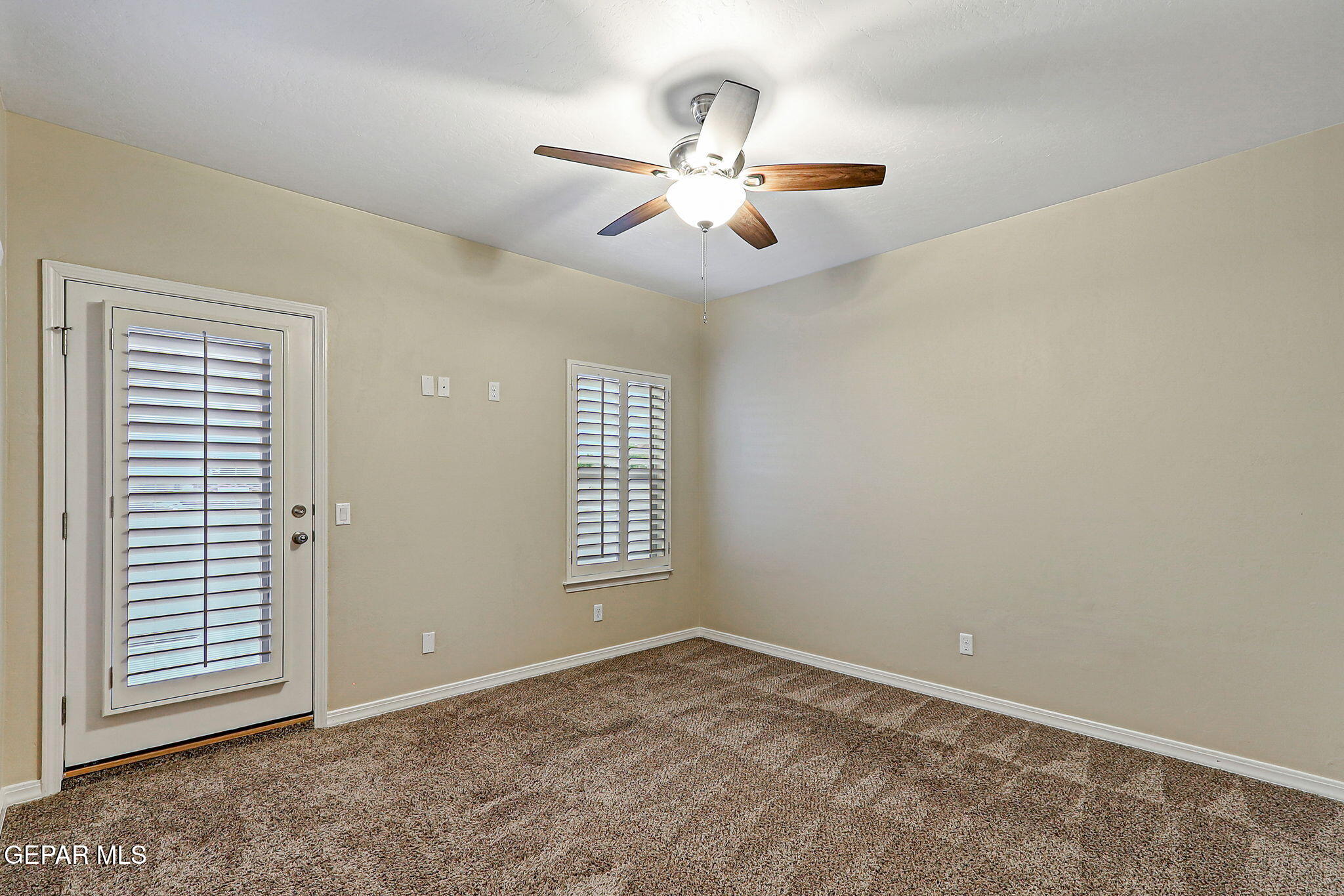 1259 HIDDEN DESERT Lane