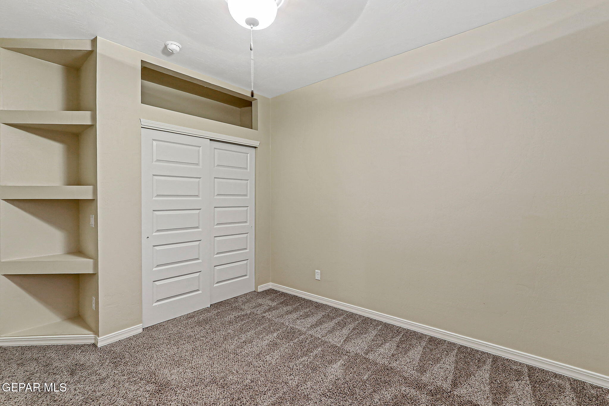 1259 HIDDEN DESERT Lane