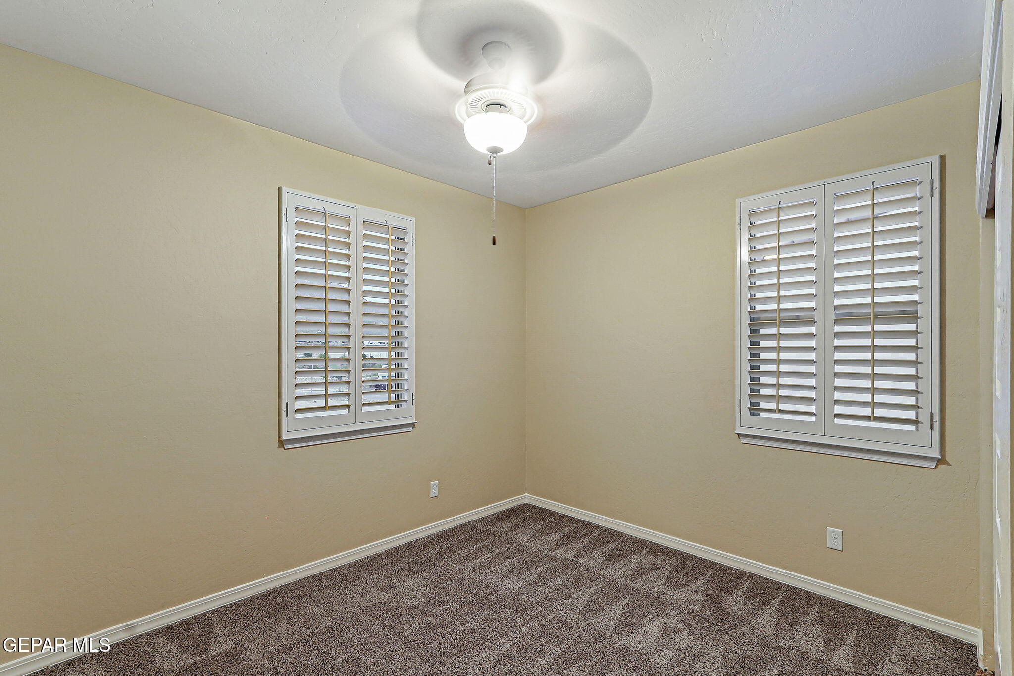 1259 HIDDEN DESERT Lane