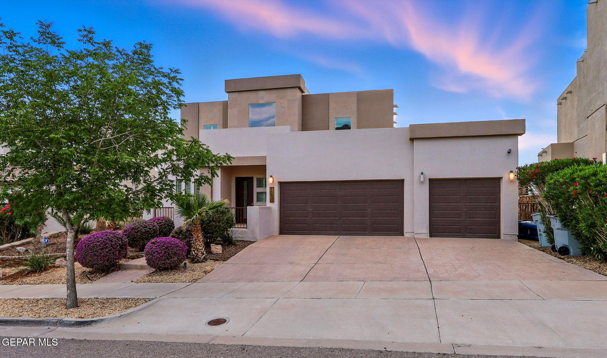 1259 HIDDEN DESERT Lane