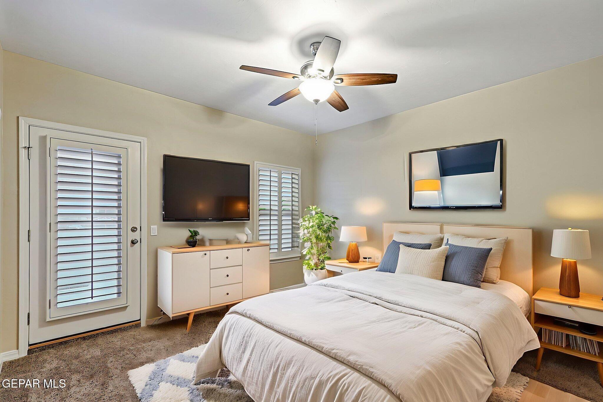 1259 HIDDEN DESERT Lane