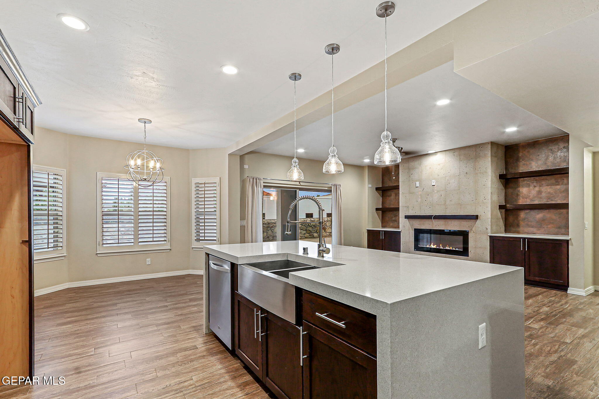 1259 HIDDEN DESERT Lane