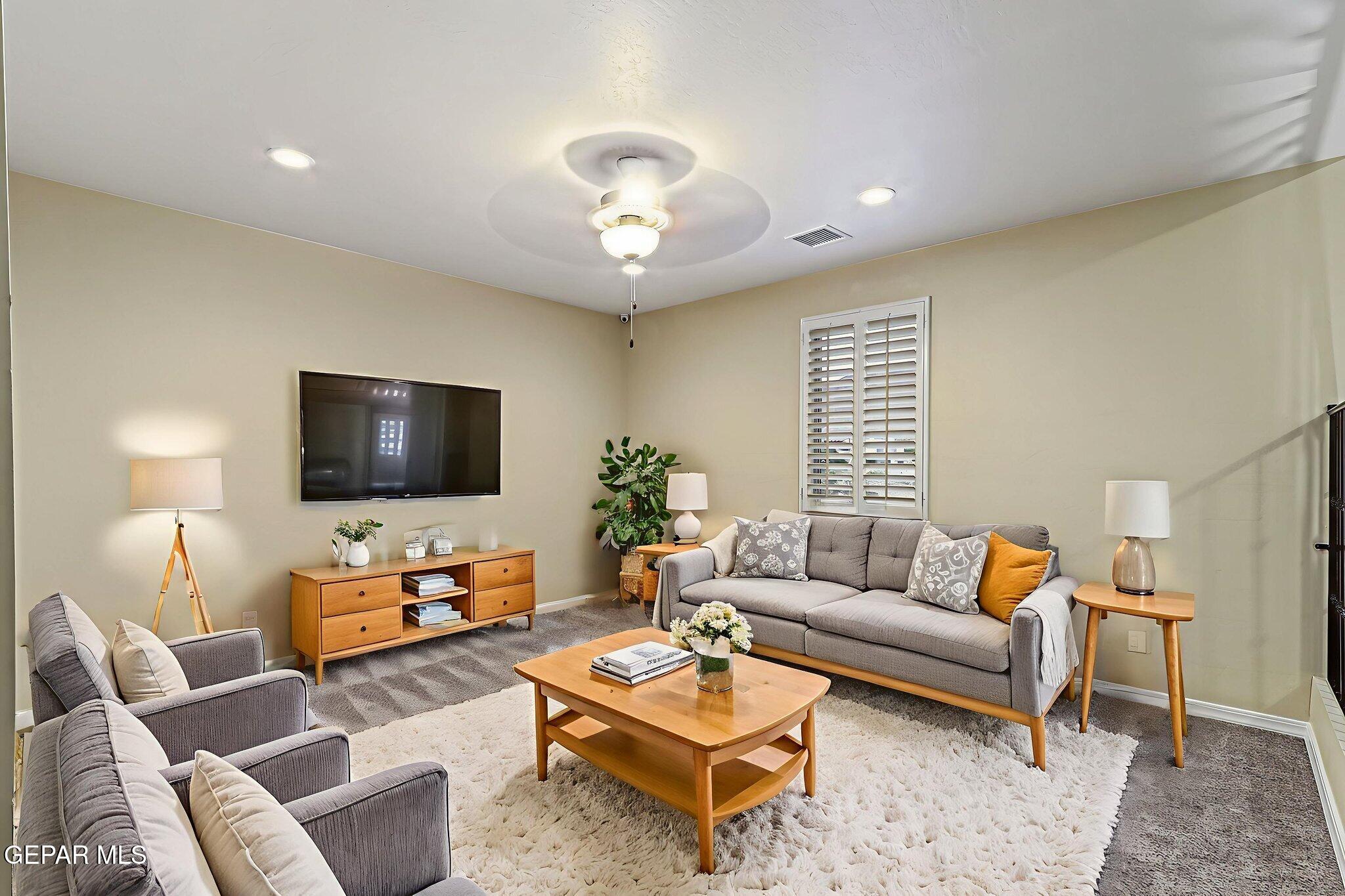 1259 HIDDEN DESERT Lane