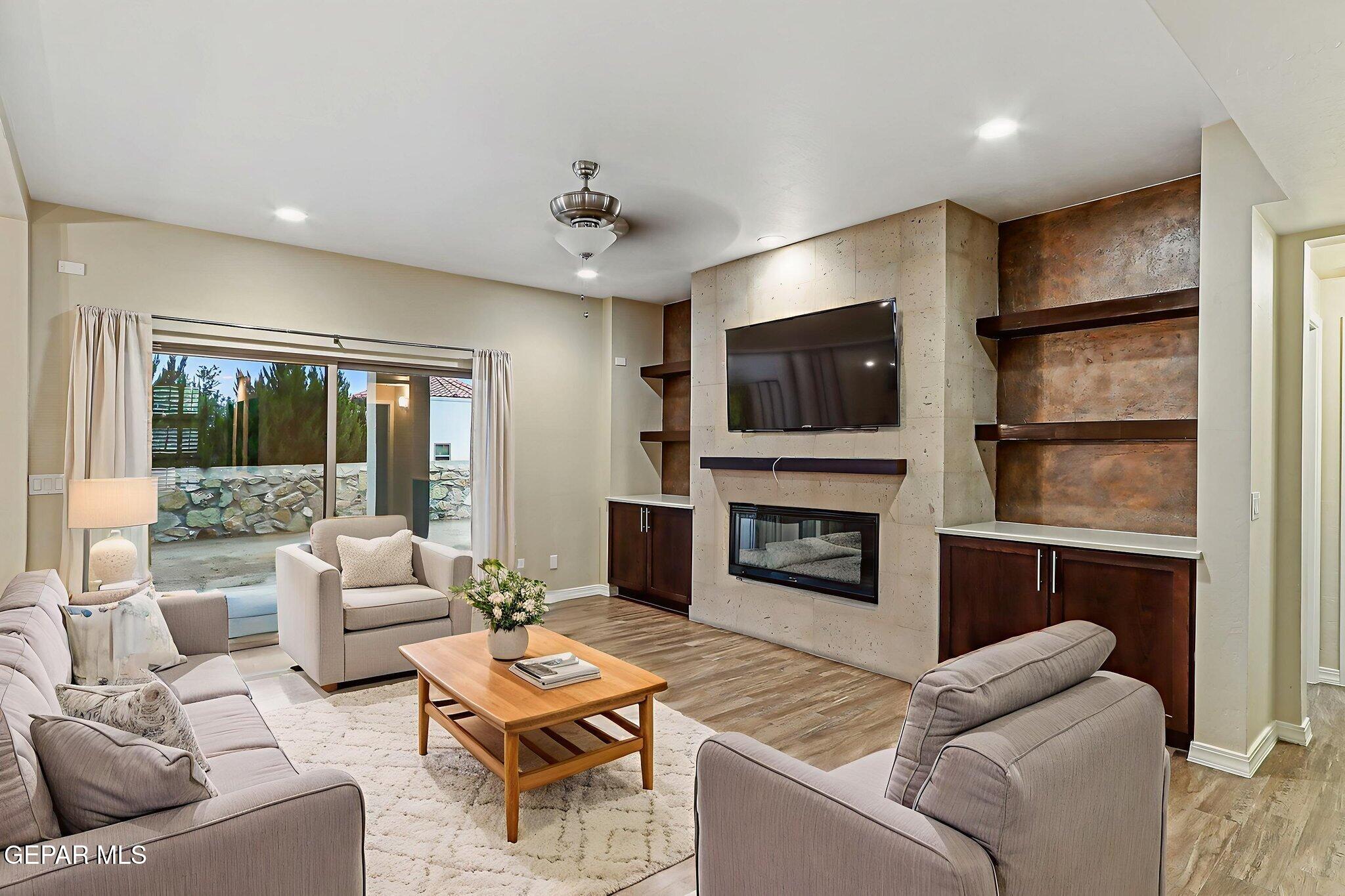 1259 HIDDEN DESERT Lane