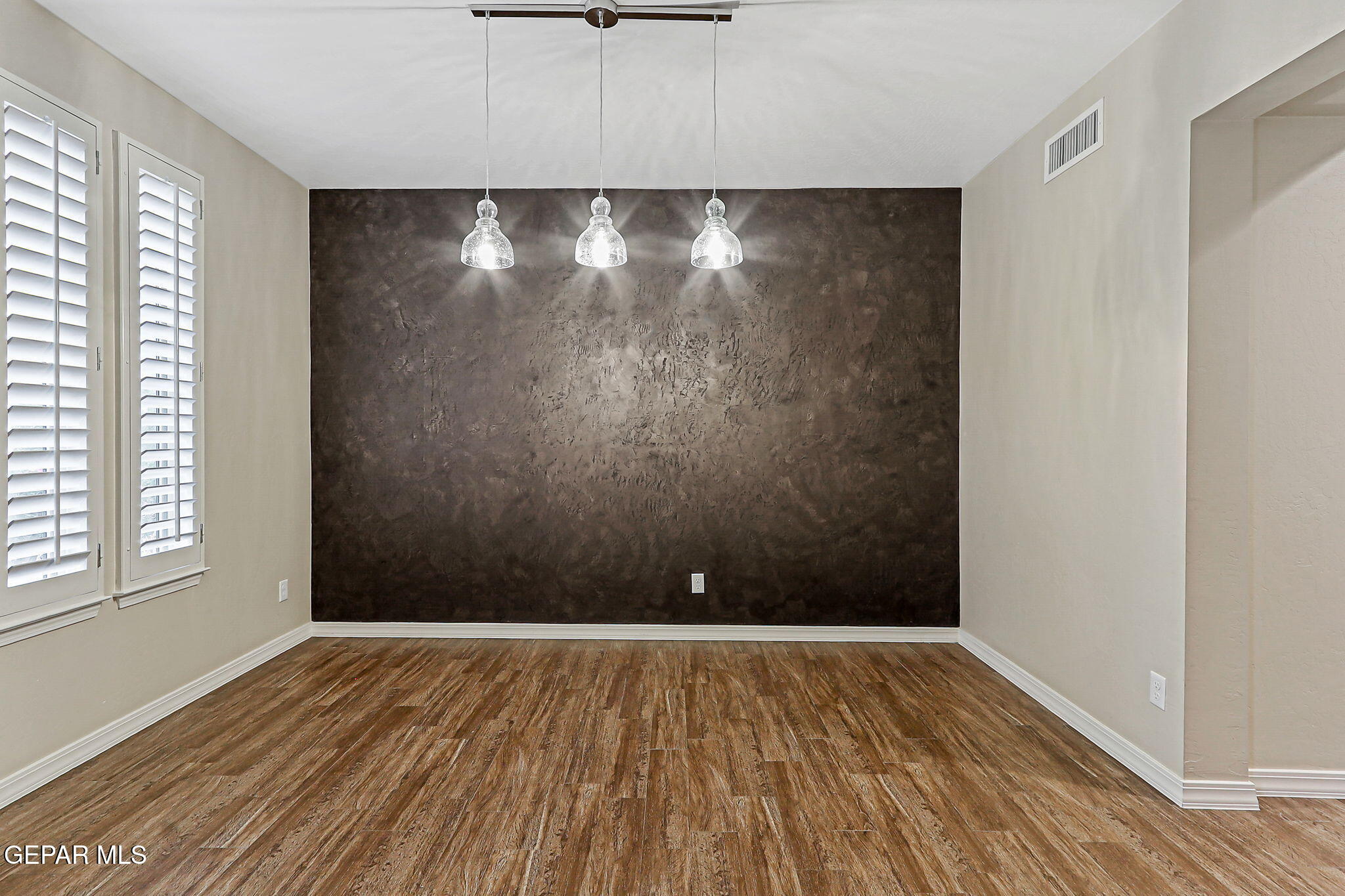 1259 HIDDEN DESERT Lane