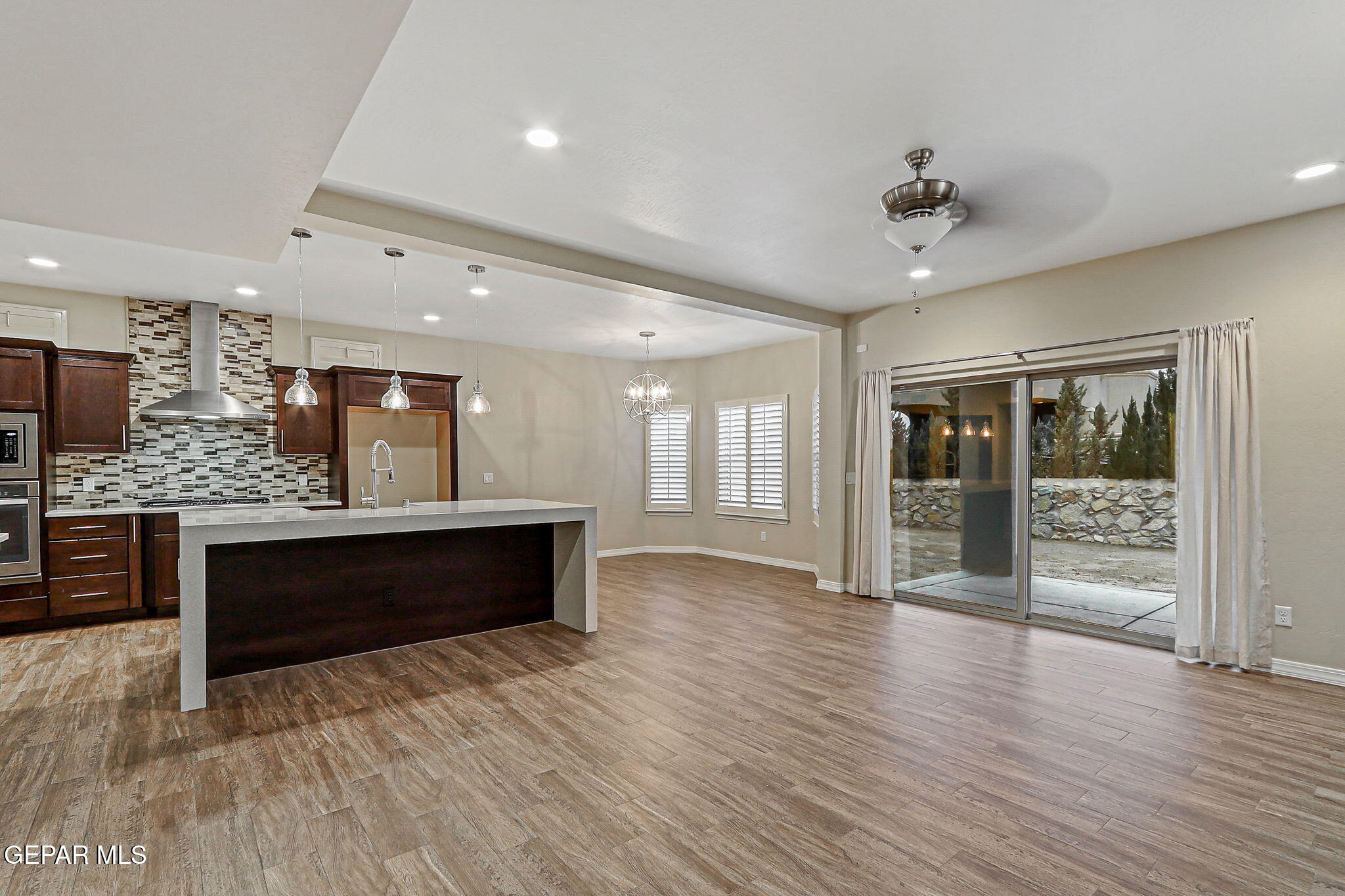 1259 HIDDEN DESERT Lane