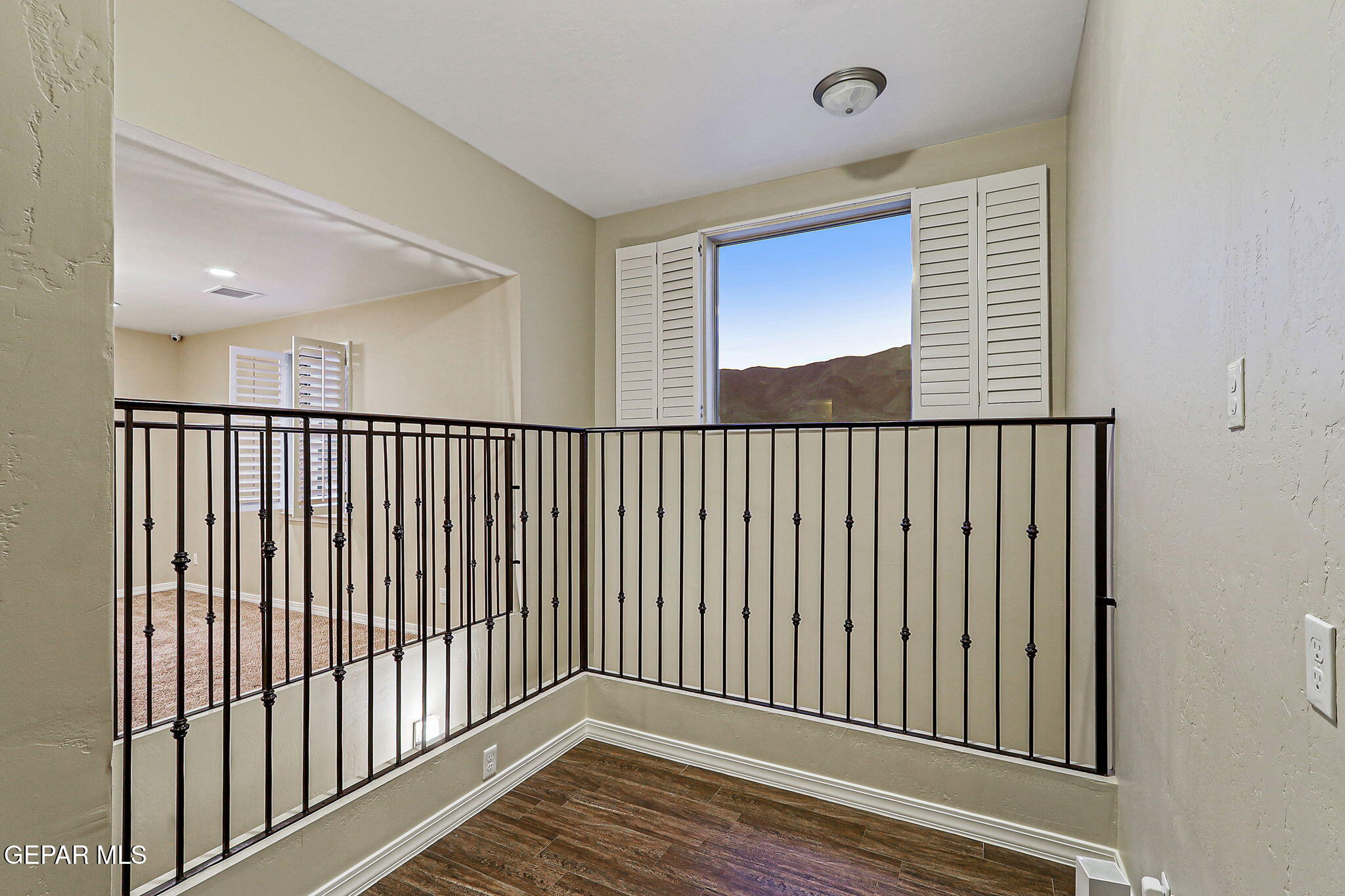 1259 HIDDEN DESERT Lane