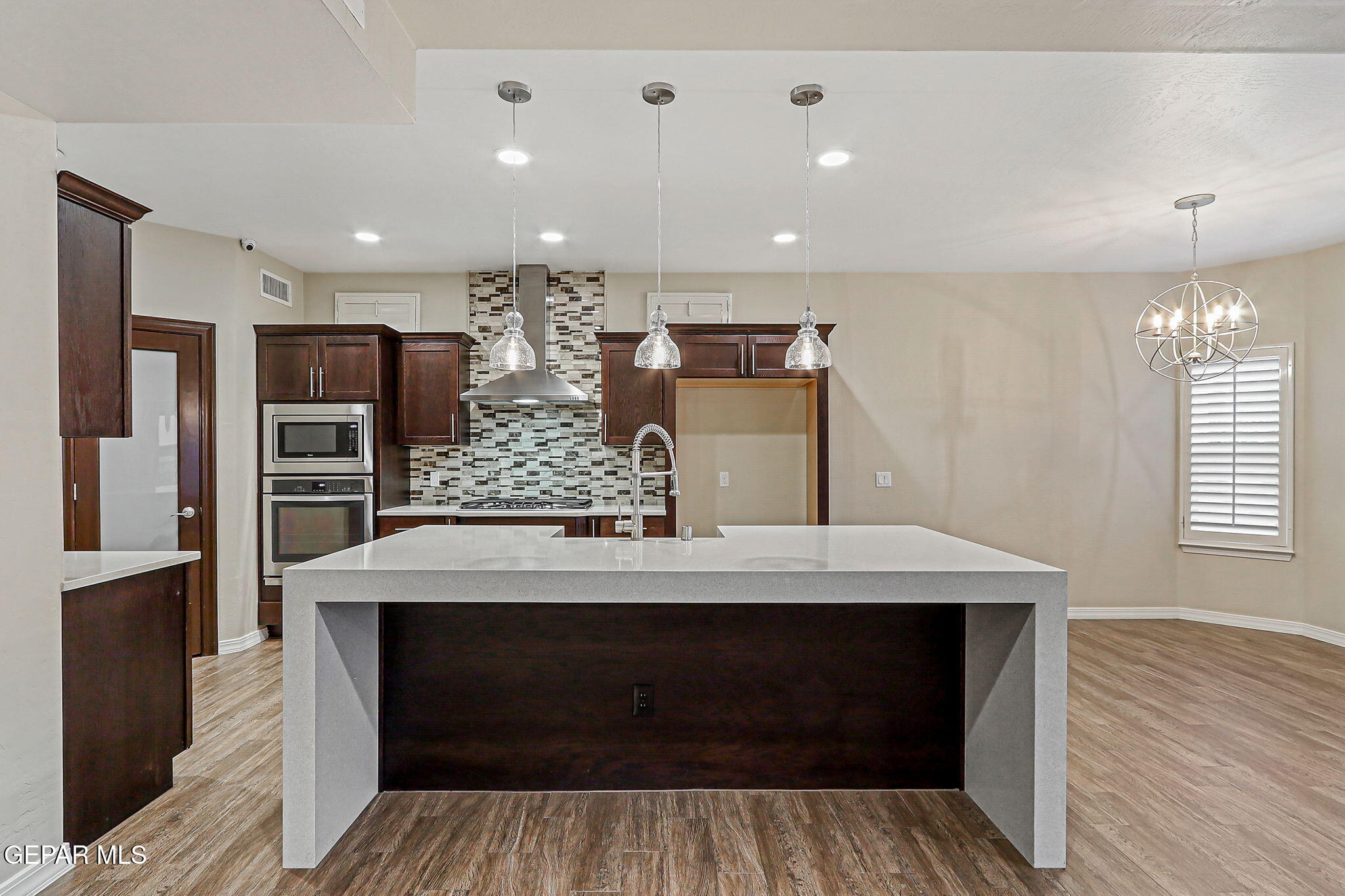 1259 HIDDEN DESERT Lane