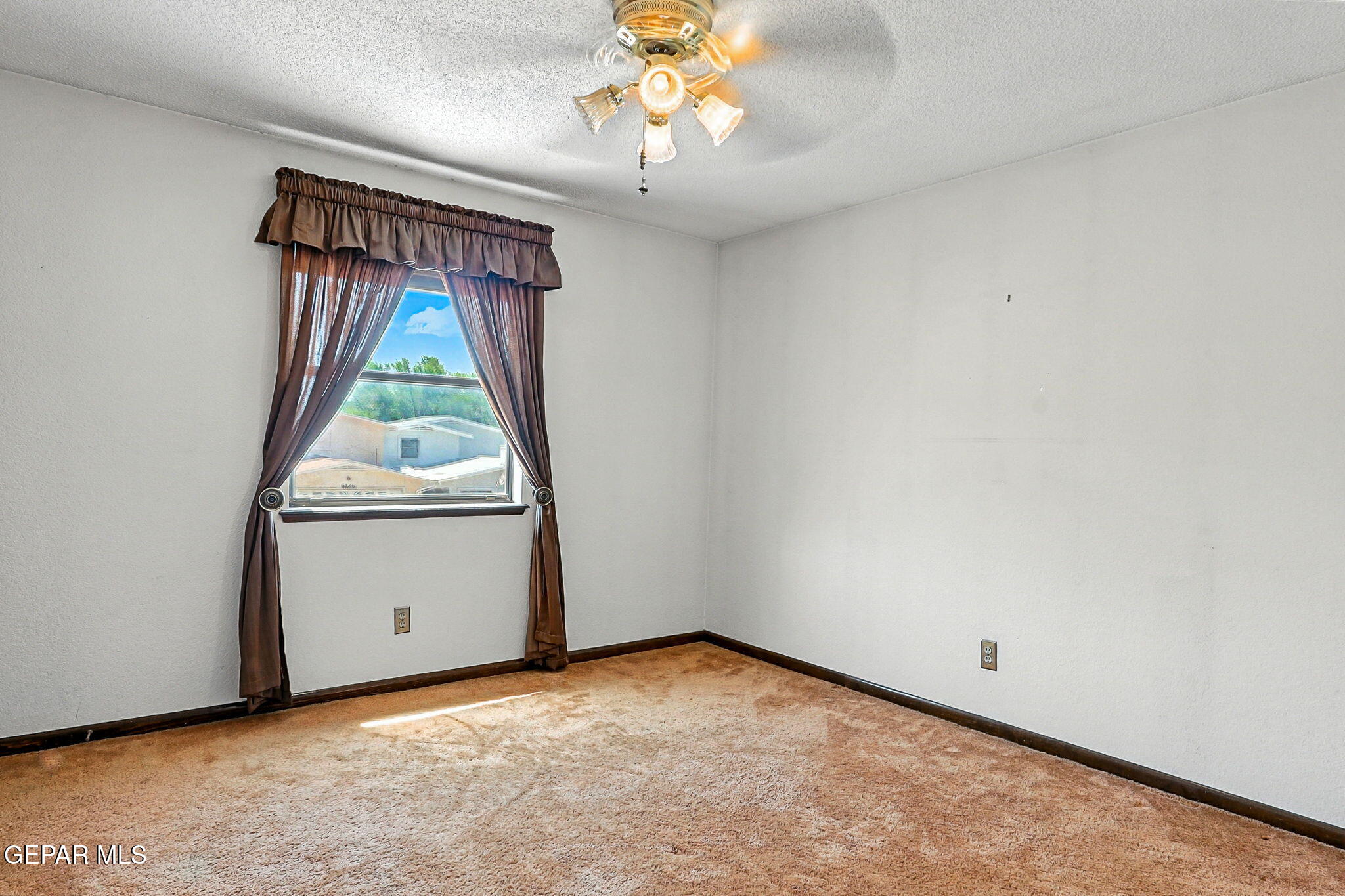 6125 Sierra Valle Lane