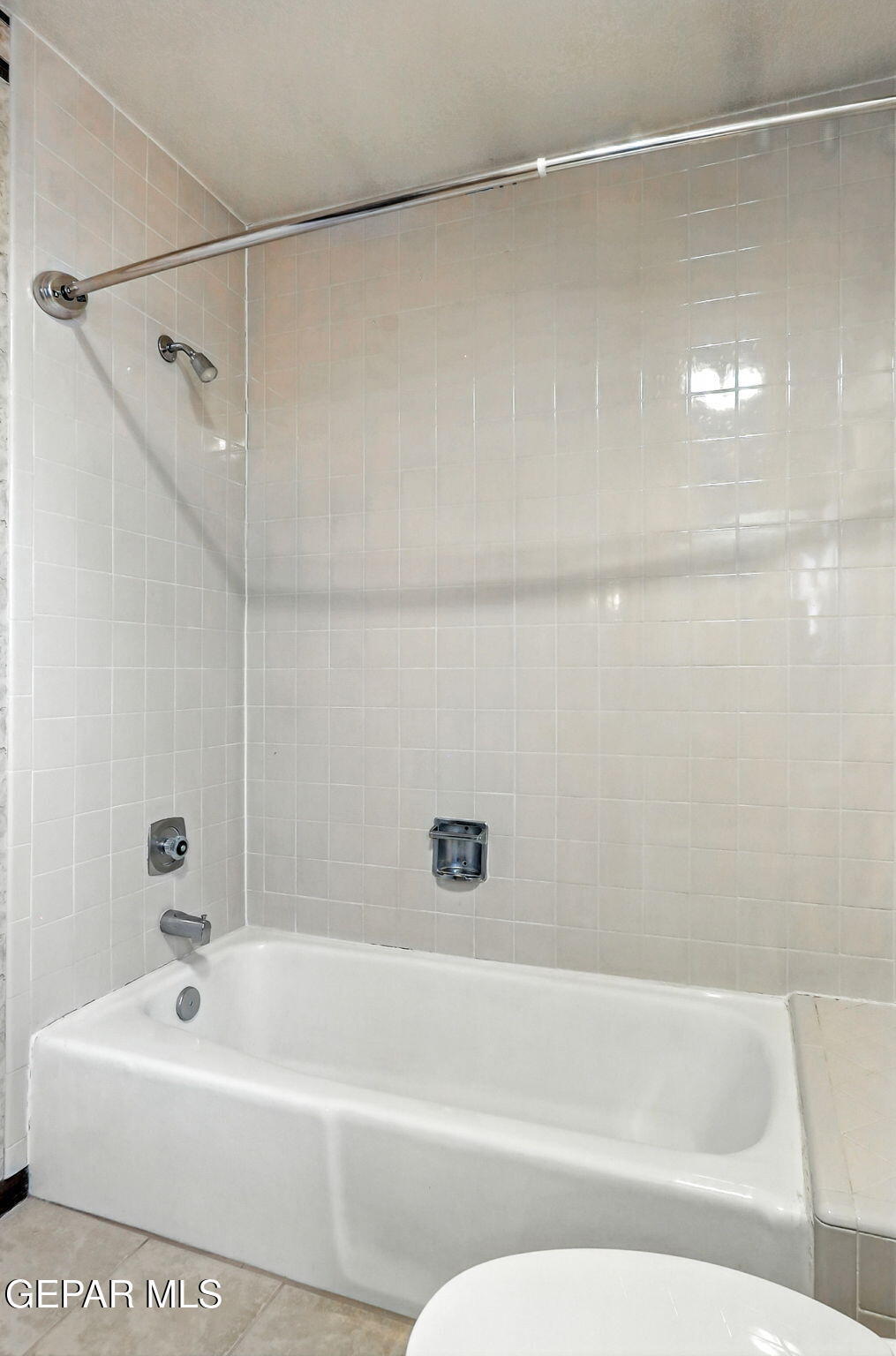 6125 Sierra Valle Lane