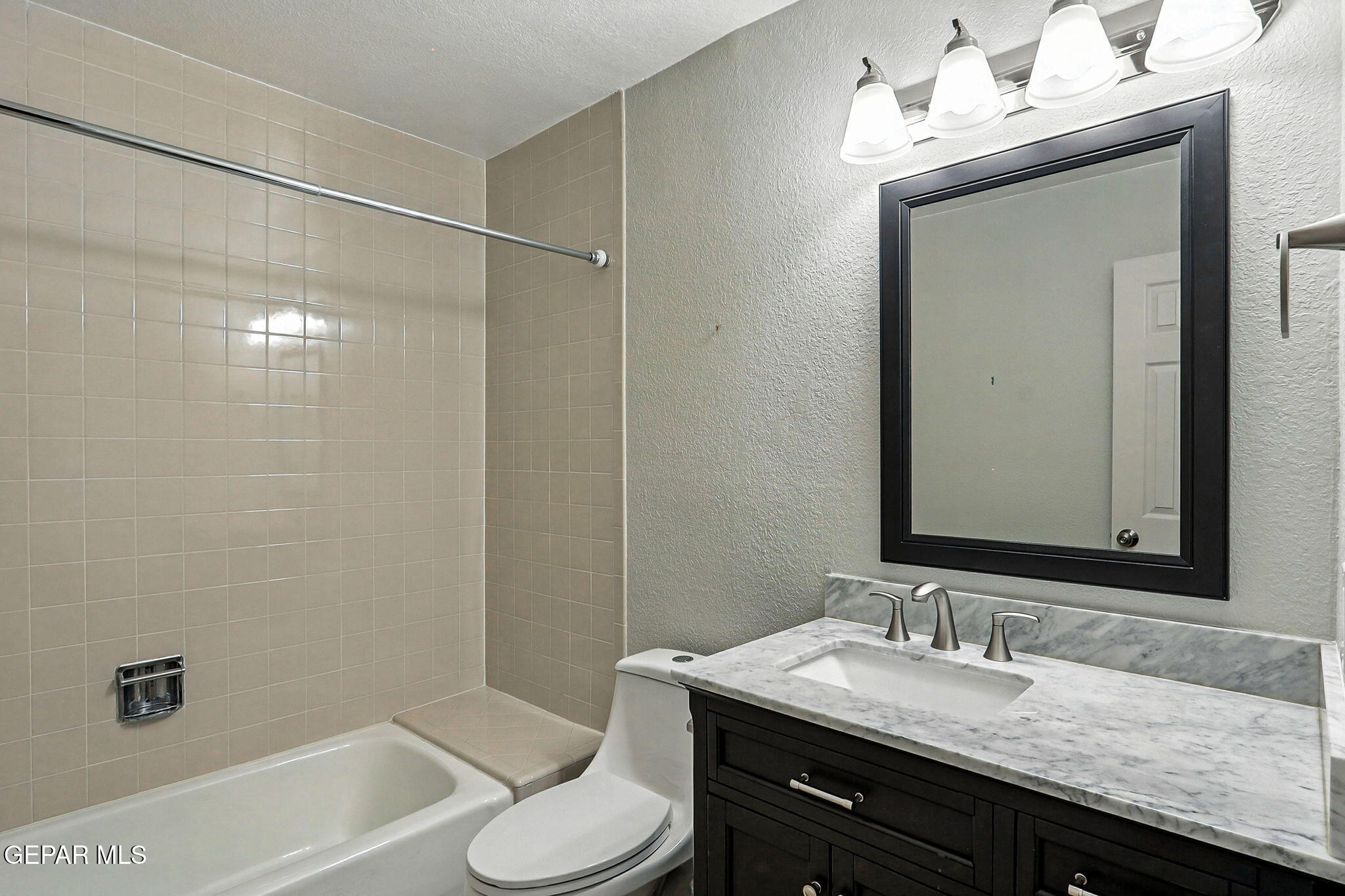 6125 Sierra Valle Lane
