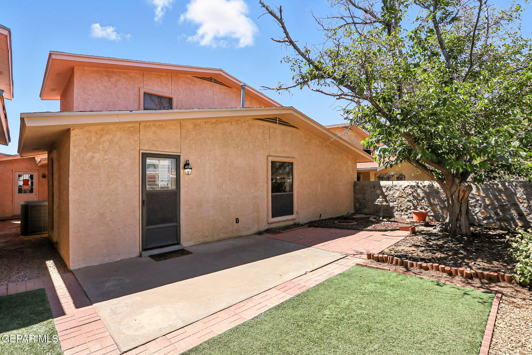 6125 Sierra Valle Lane