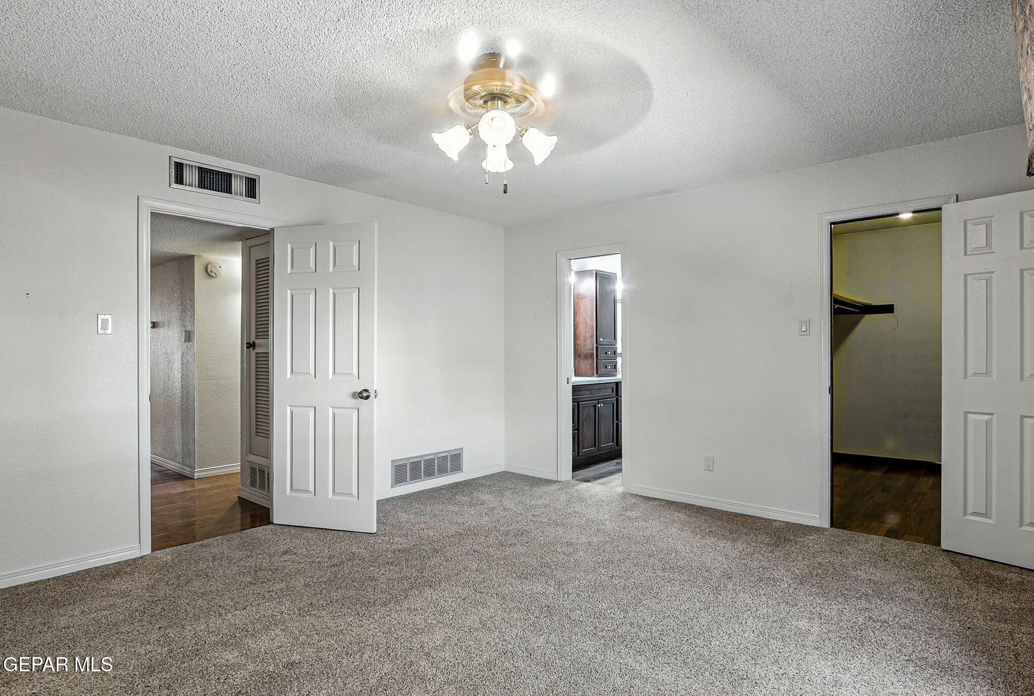 6125 Sierra Valle Lane