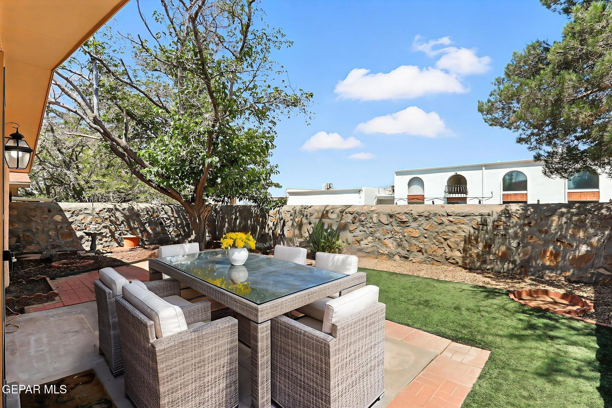 6125 Sierra Valle Lane