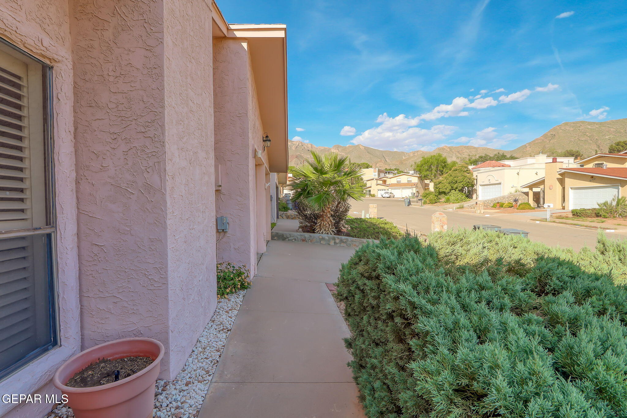 6125 Sierra Valle Lane
