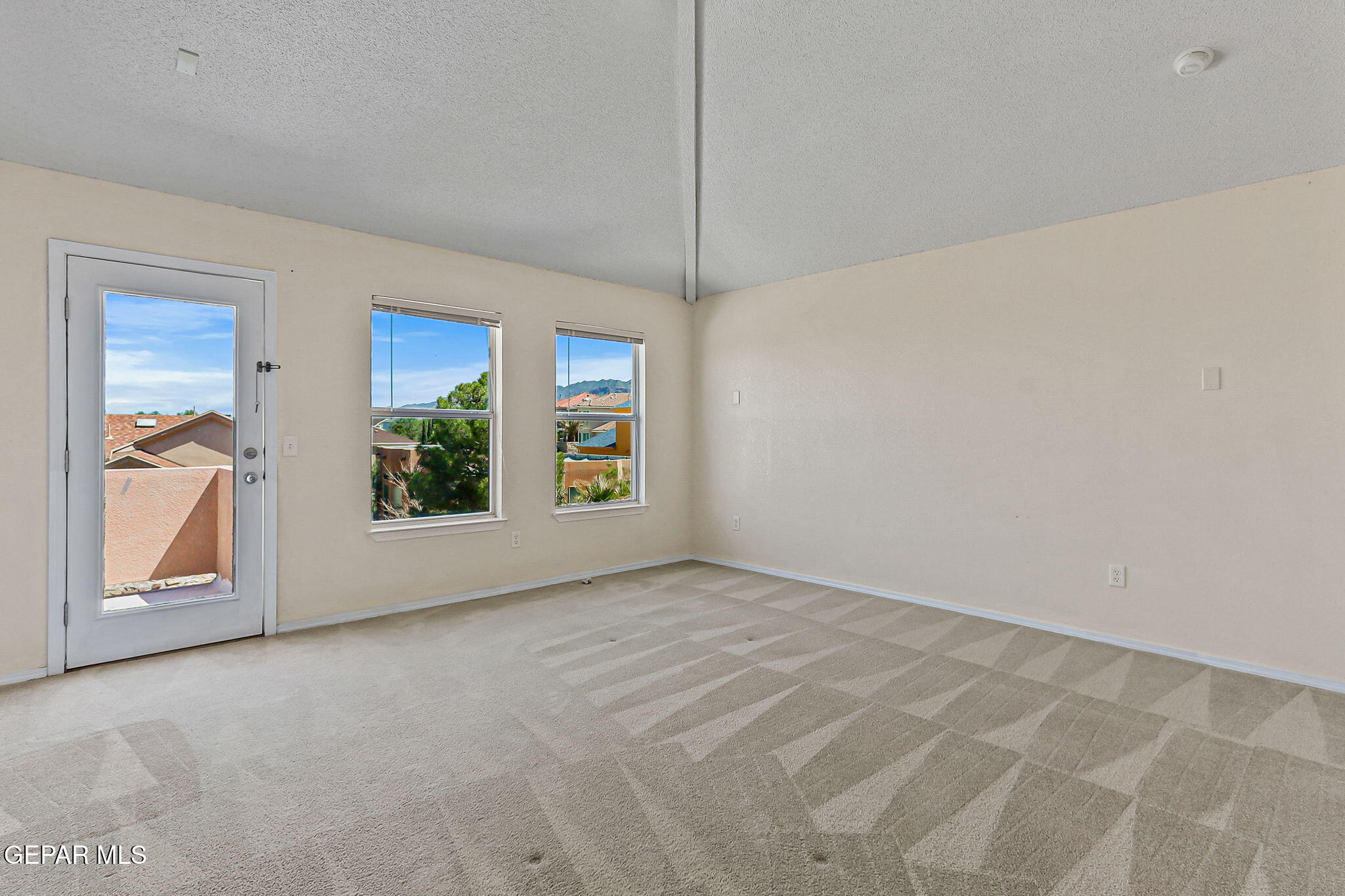 6377 FRANKLIN RIDGE Drive