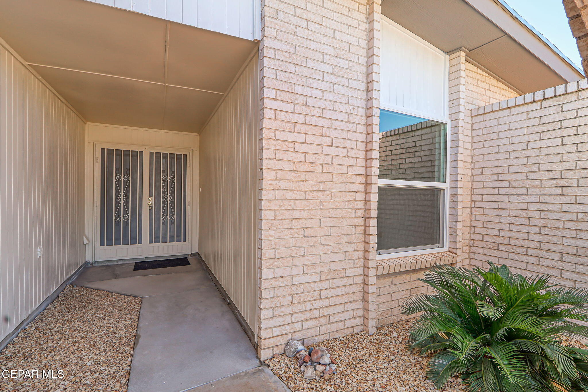 7120 CERRO NEGRO Drive