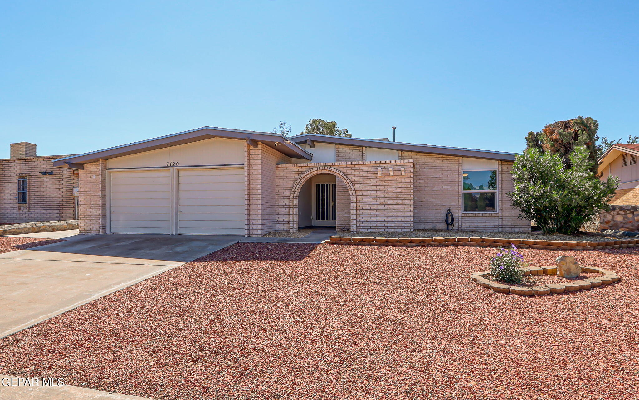 7120 CERRO NEGRO Drive
