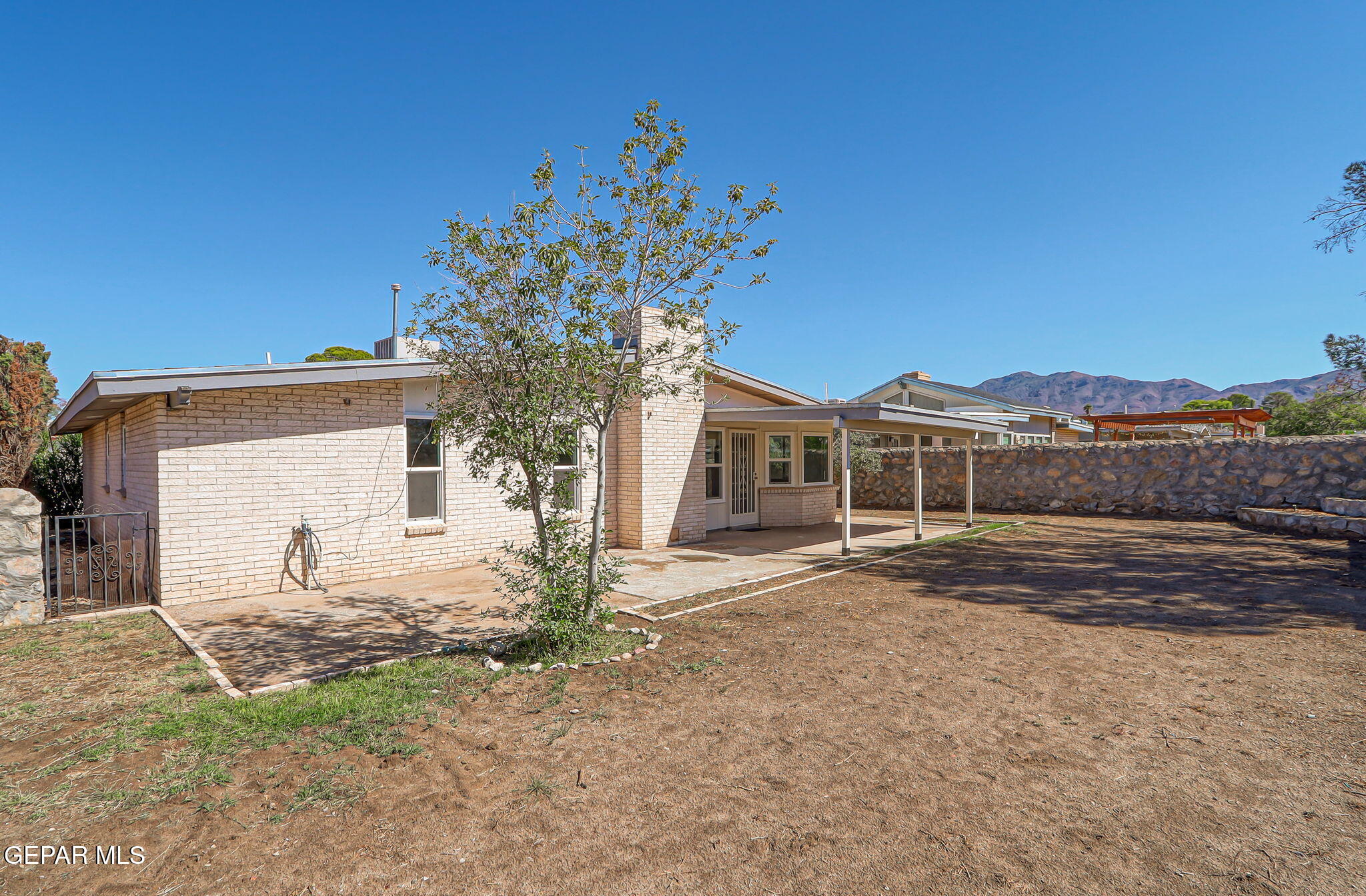7120 CERRO NEGRO Drive
