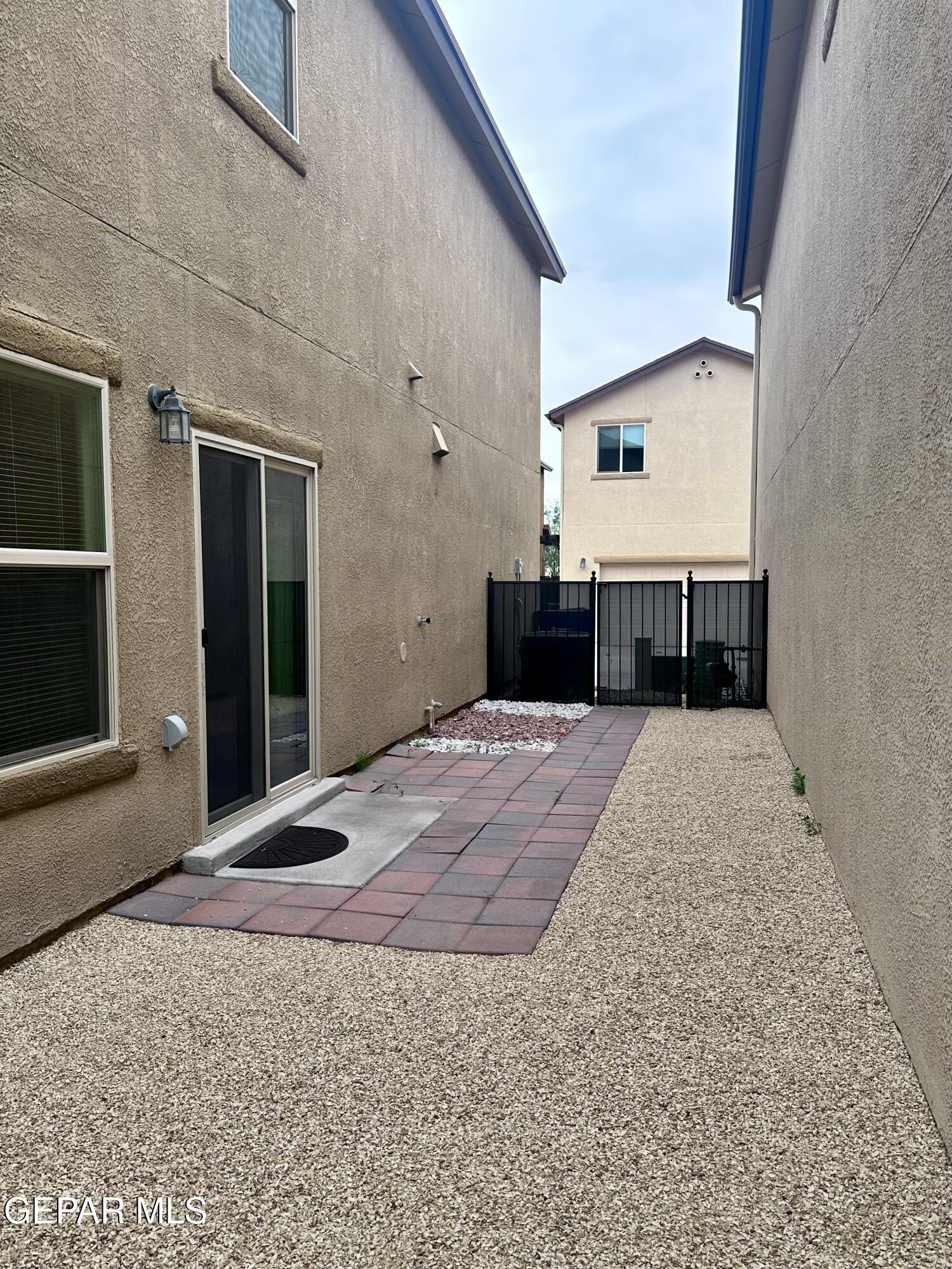 6735 Boulder Canyon Lane
