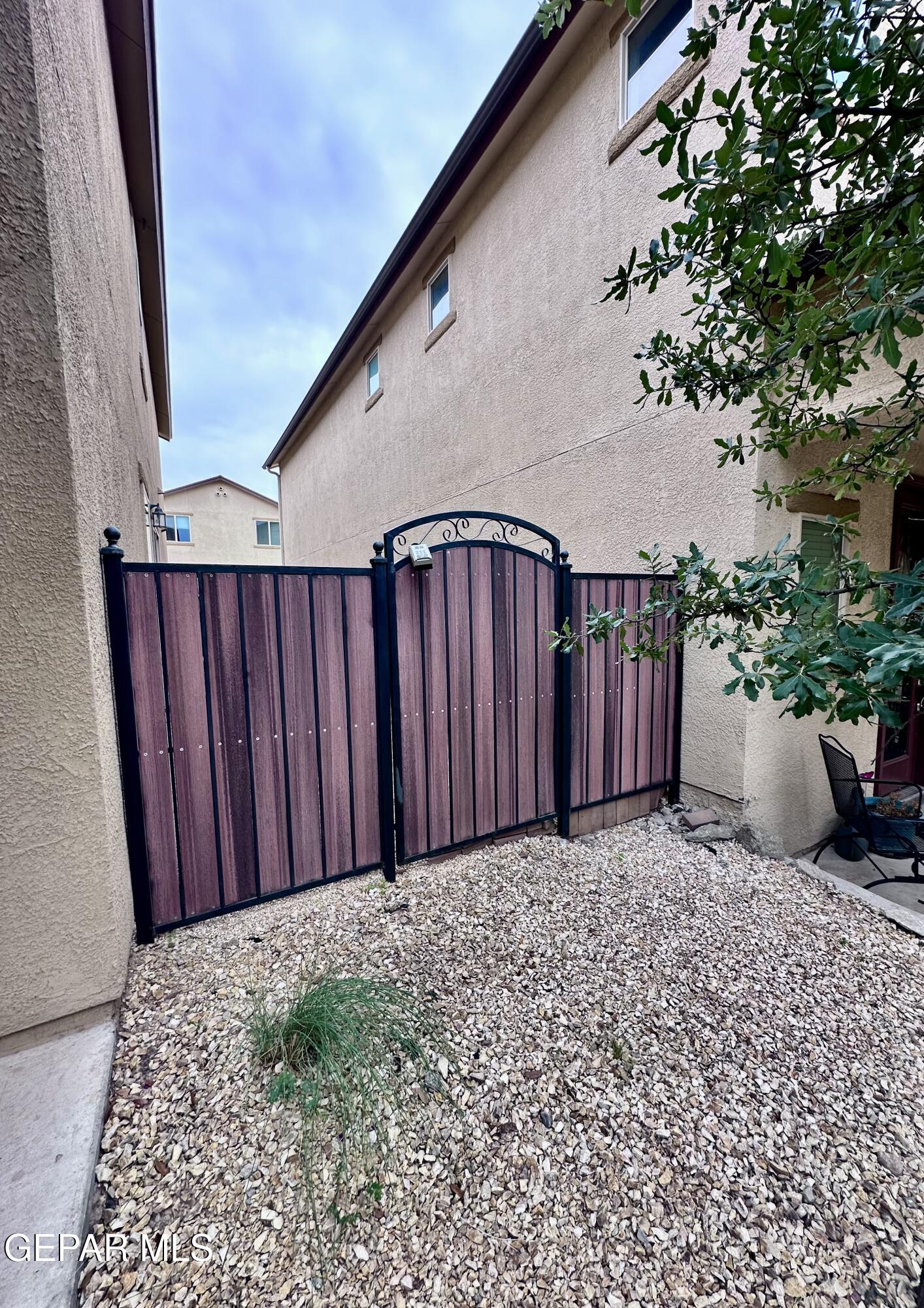 6735 Boulder Canyon Lane