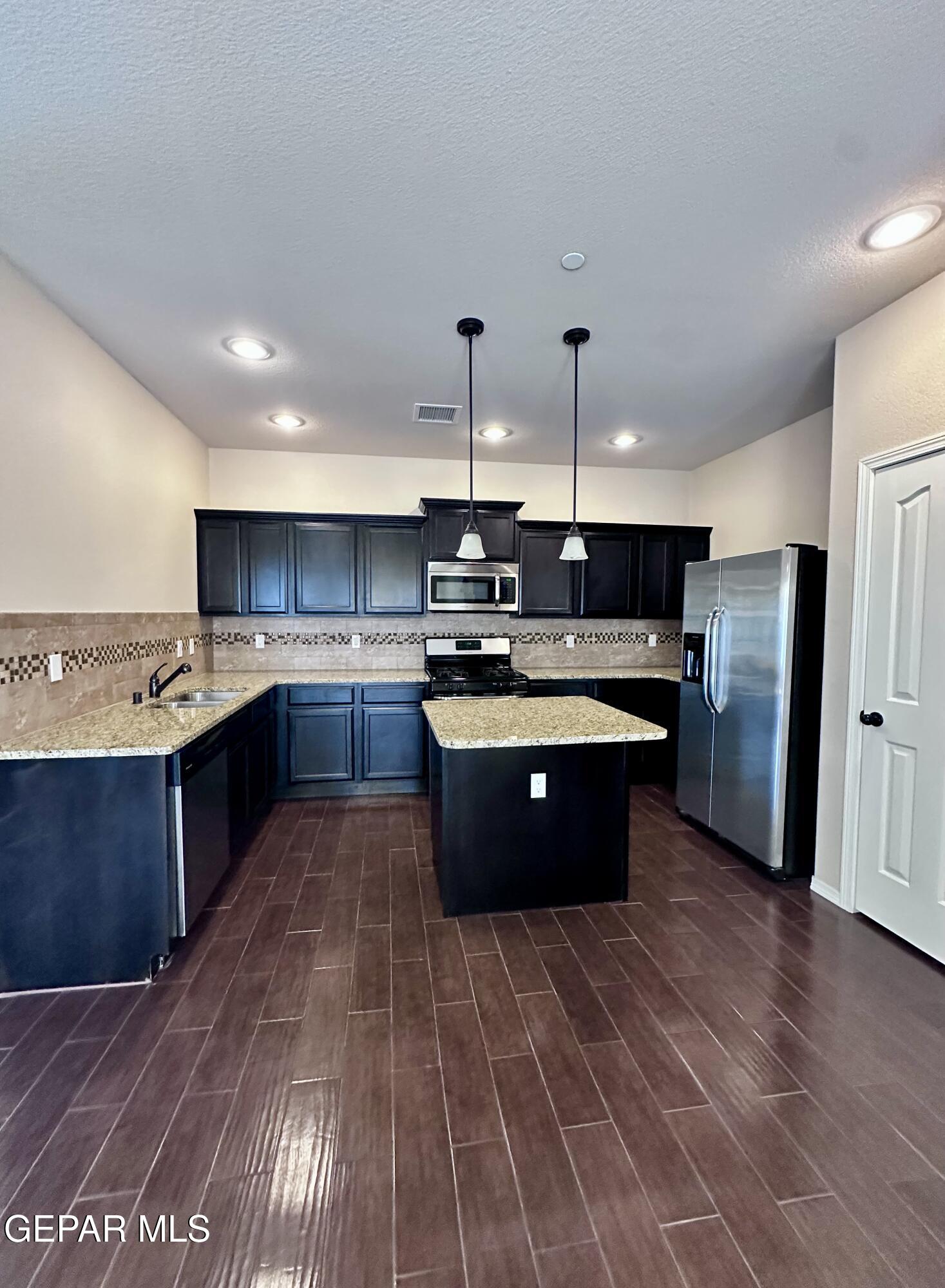 6735 Boulder Canyon Lane