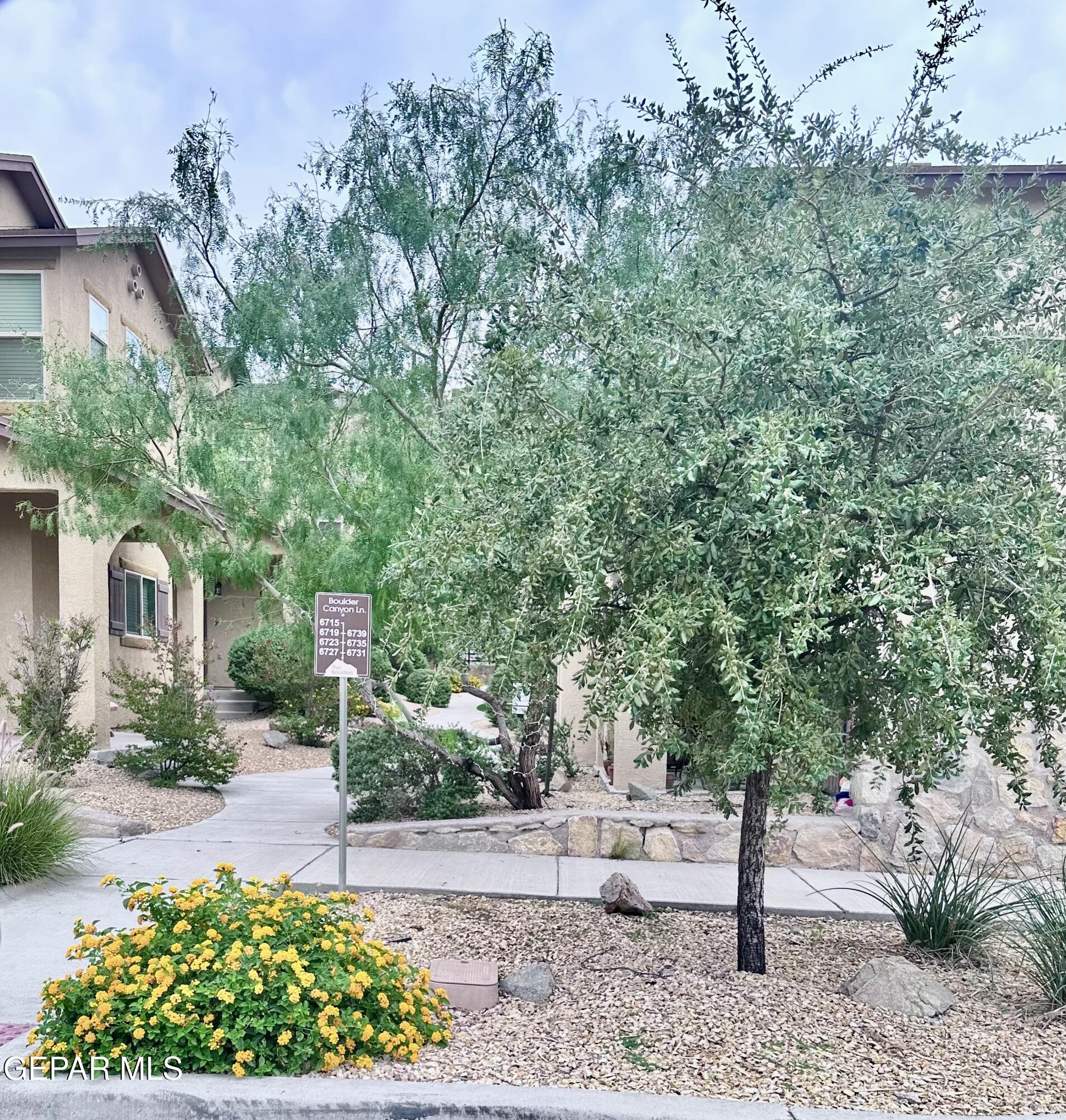 6735 Boulder Canyon Lane