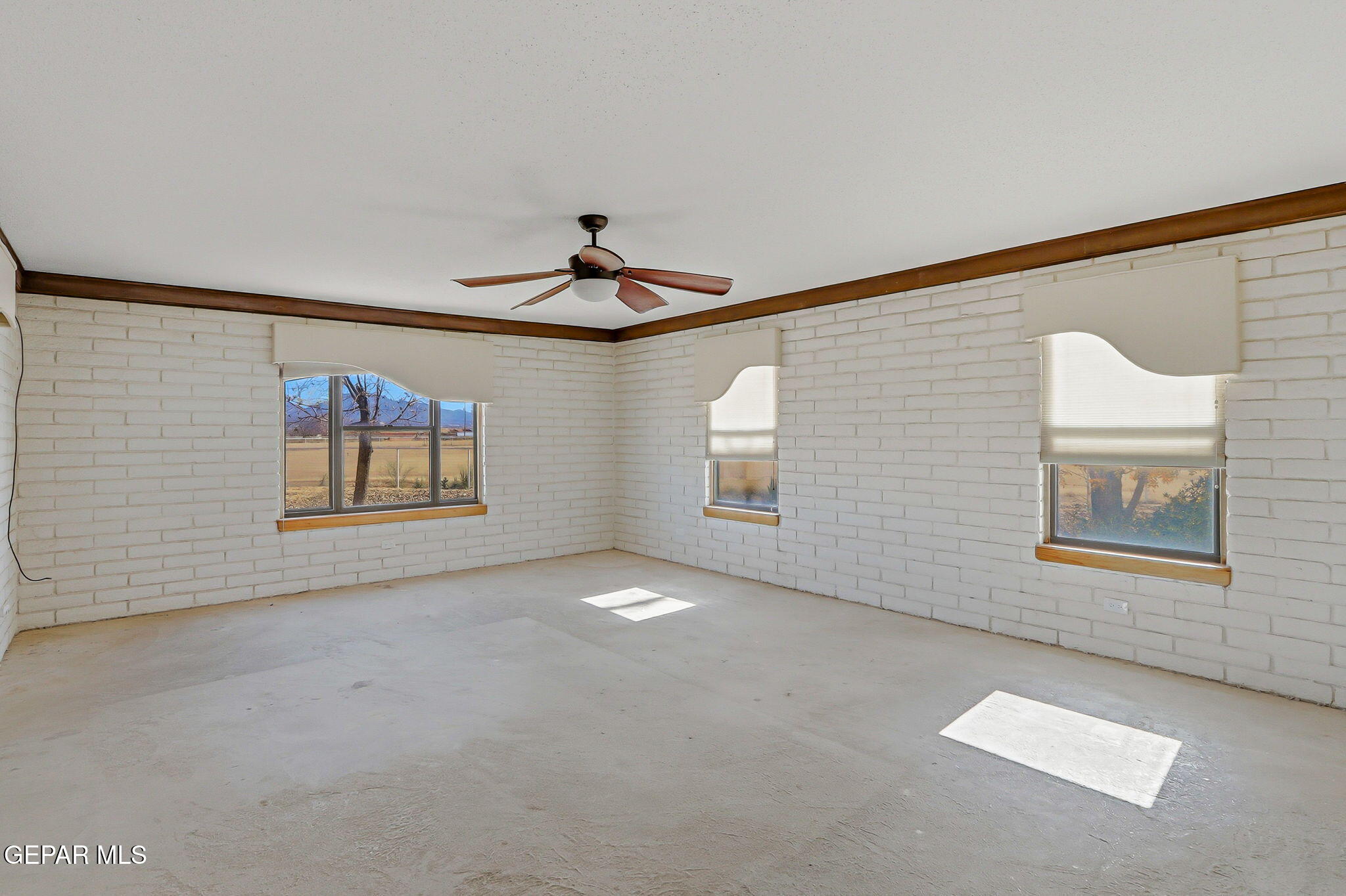 7770 WESTSIDE Drive