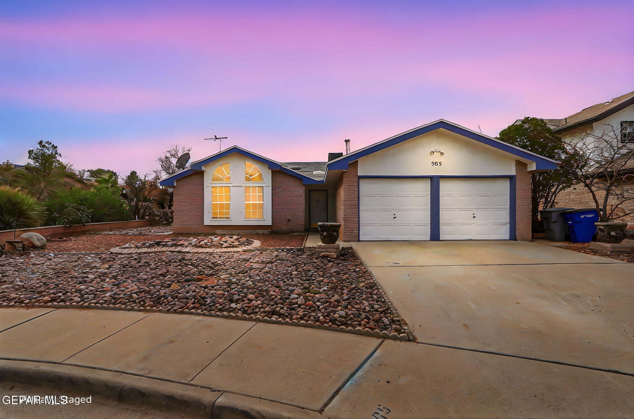 905 MARK WALLACE Lane