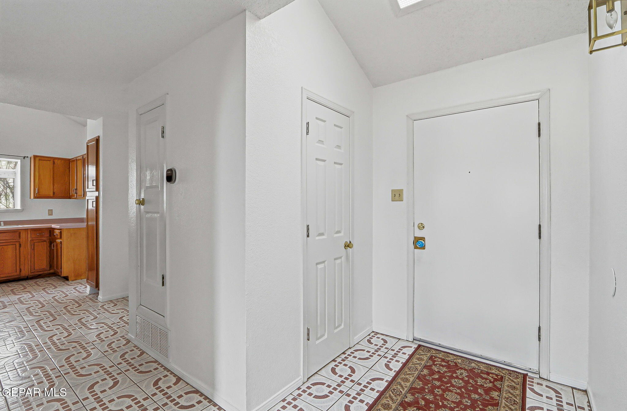 905 MARK WALLACE Lane