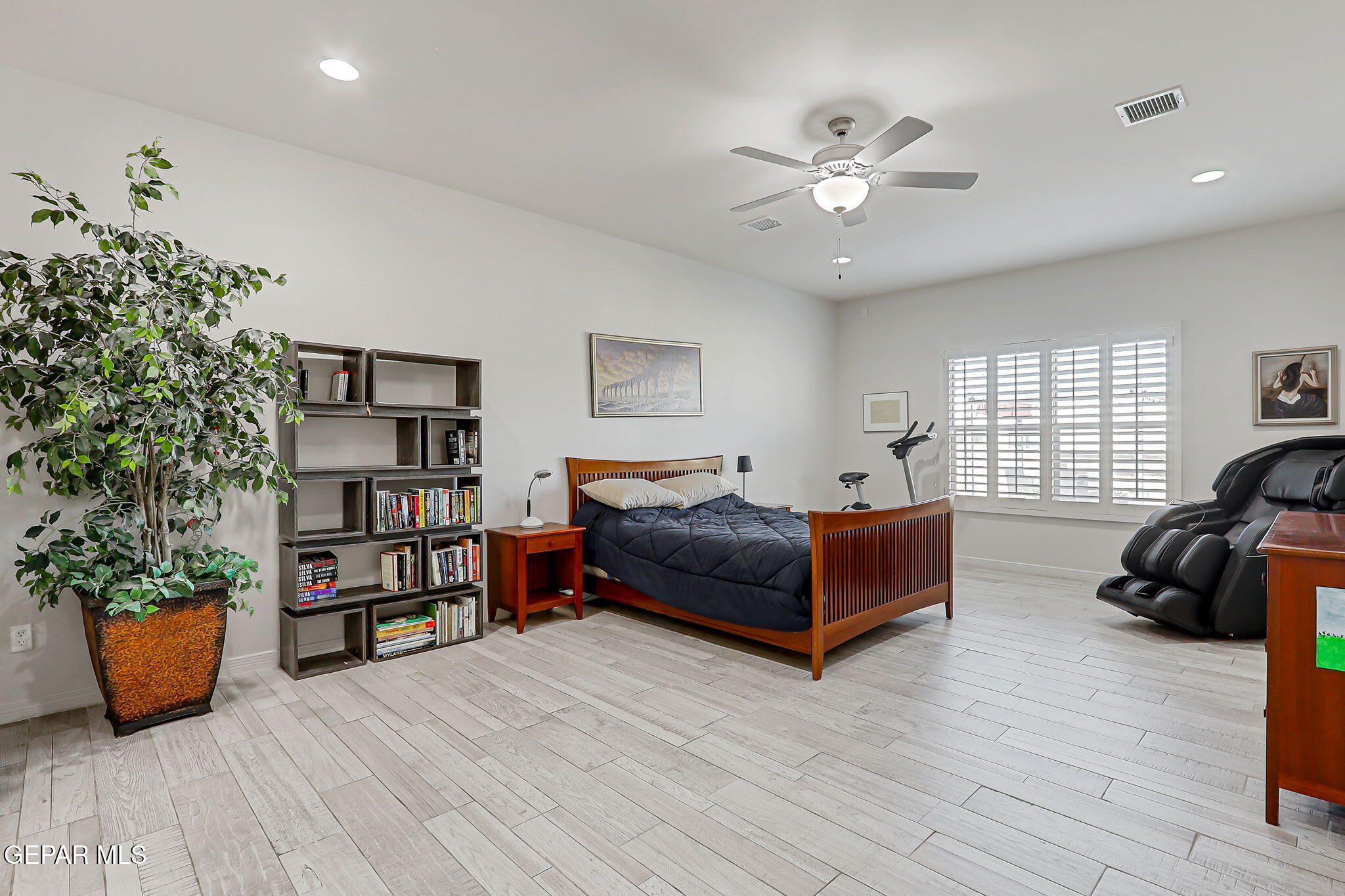 7501 HITCHING POST Court
