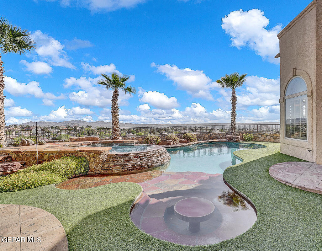 6664 Tuscany Ridge Drive