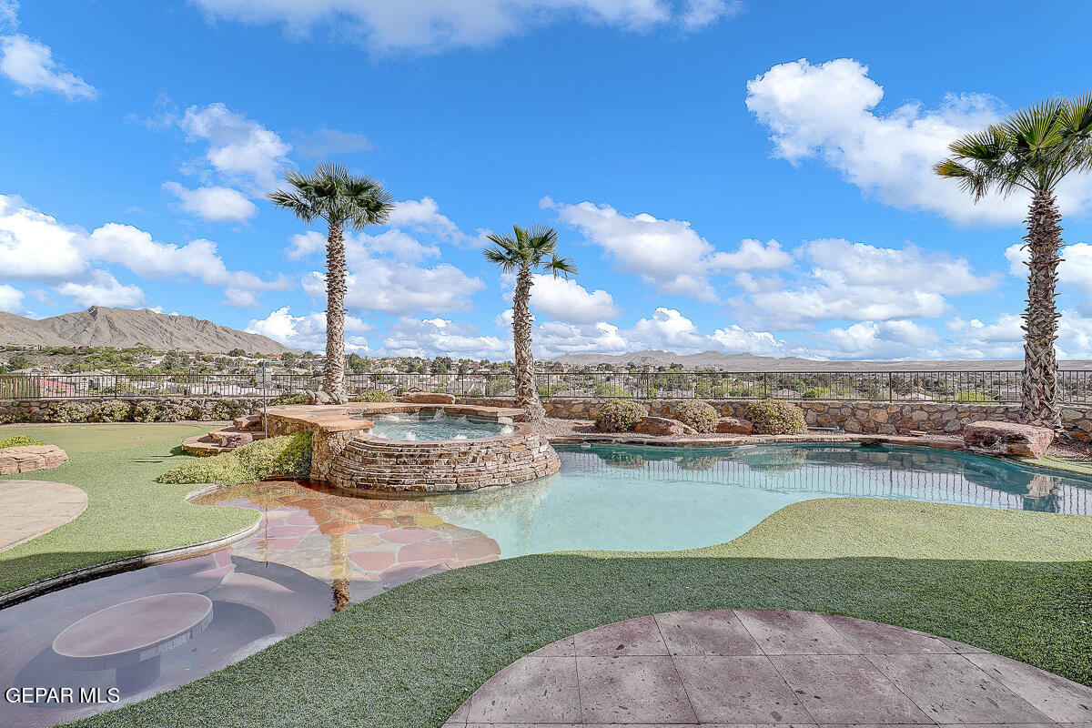 6664 Tuscany Ridge Drive