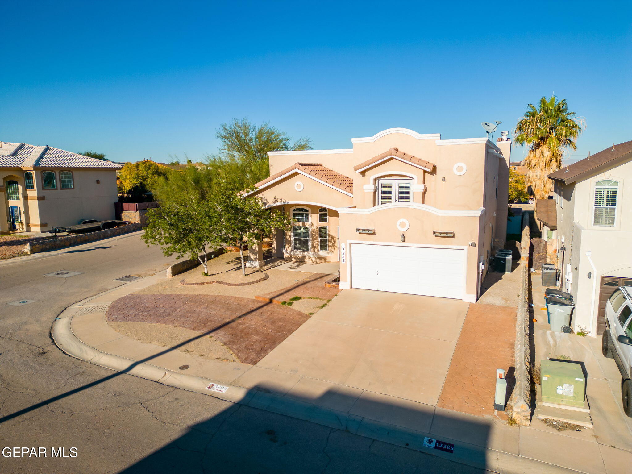 12585 PASEO LINDO Drive