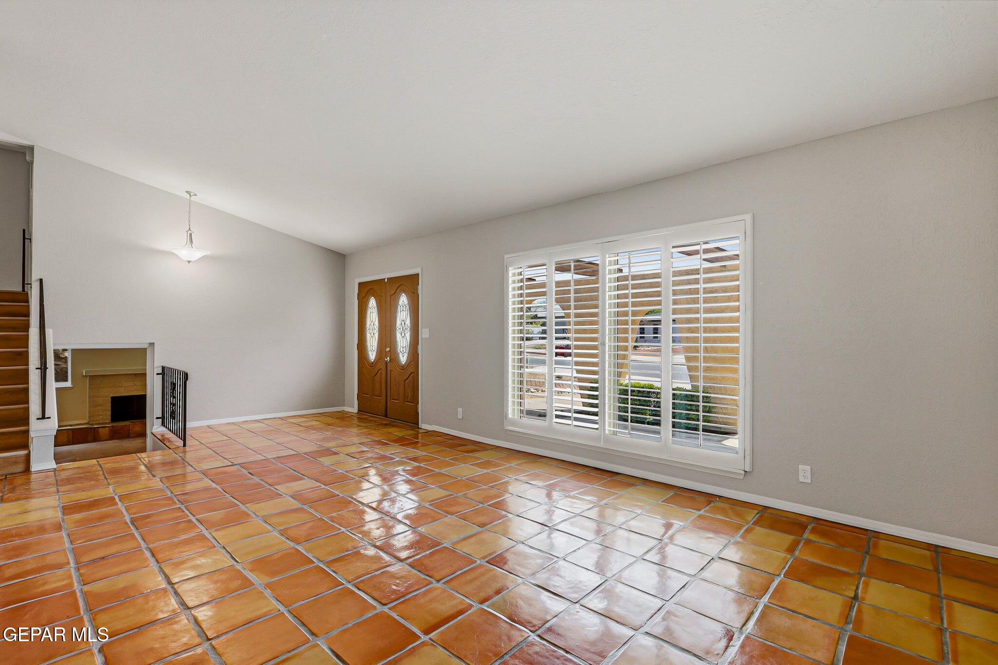 6824 PINO REAL Drive
