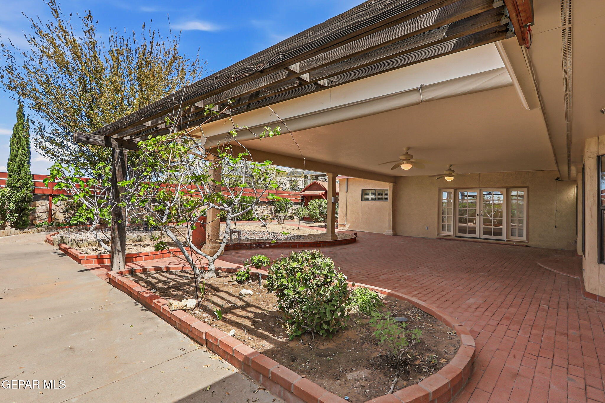 6824 PINO REAL Drive
